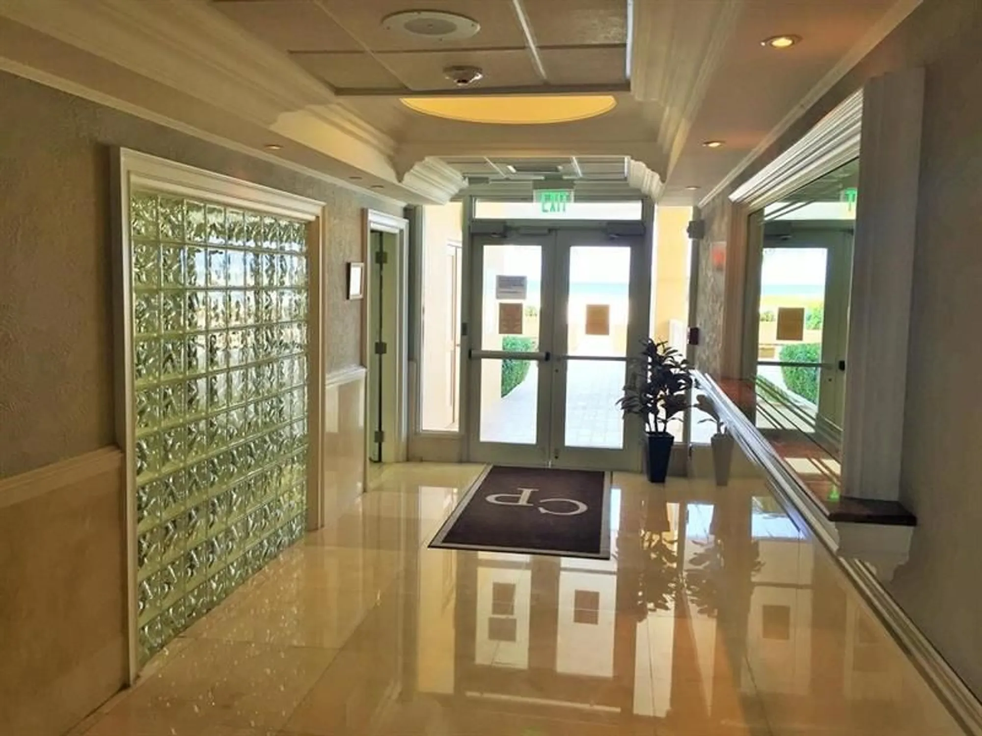 Property Slideshow image 39 of 49 | 1012 n ocean blvd 807, Pompano Beach, FL, 33062