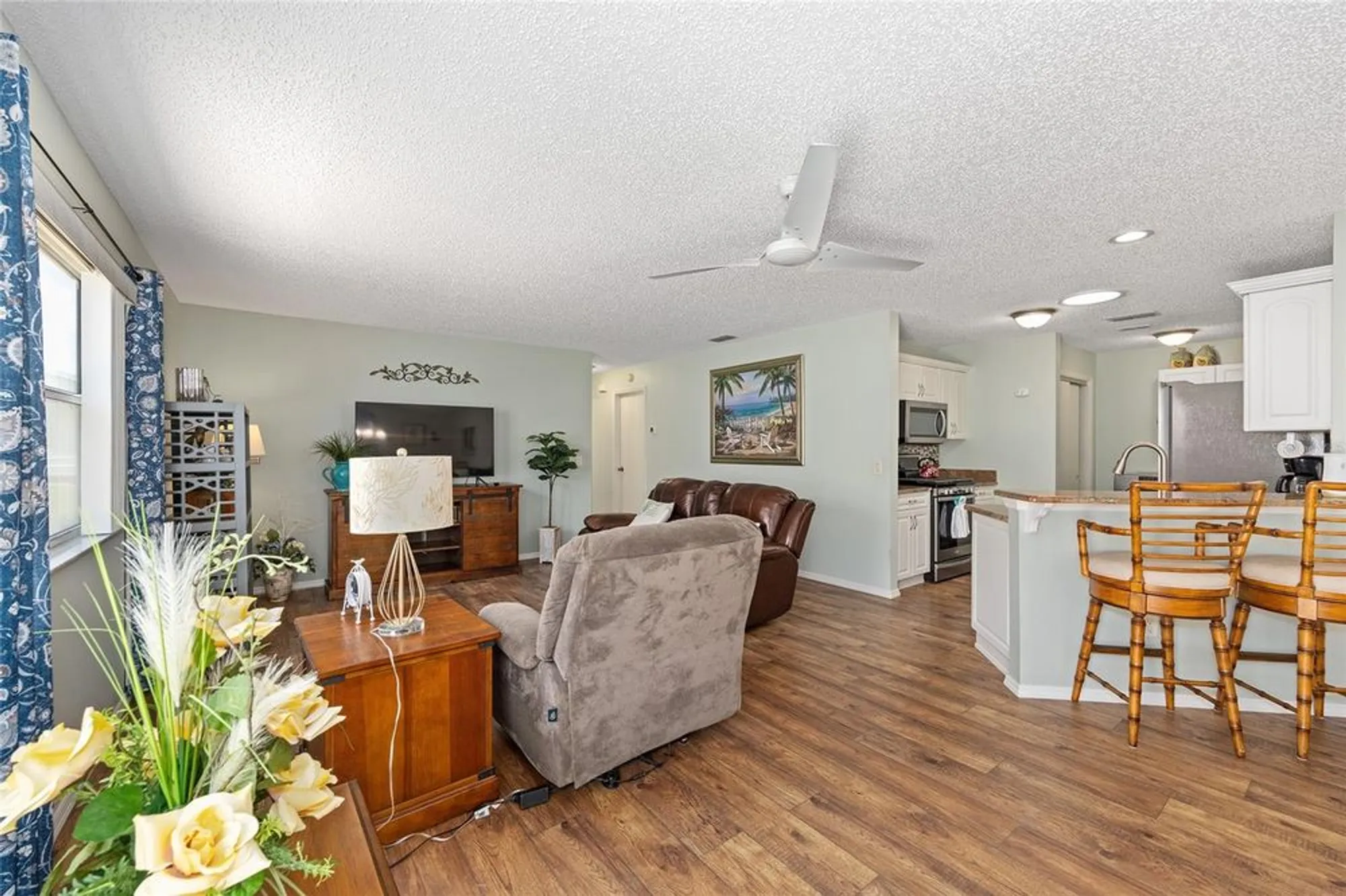 Property Slideshow image 18 of 45 | 2805 burgos dr, The Villages, FL, 32162