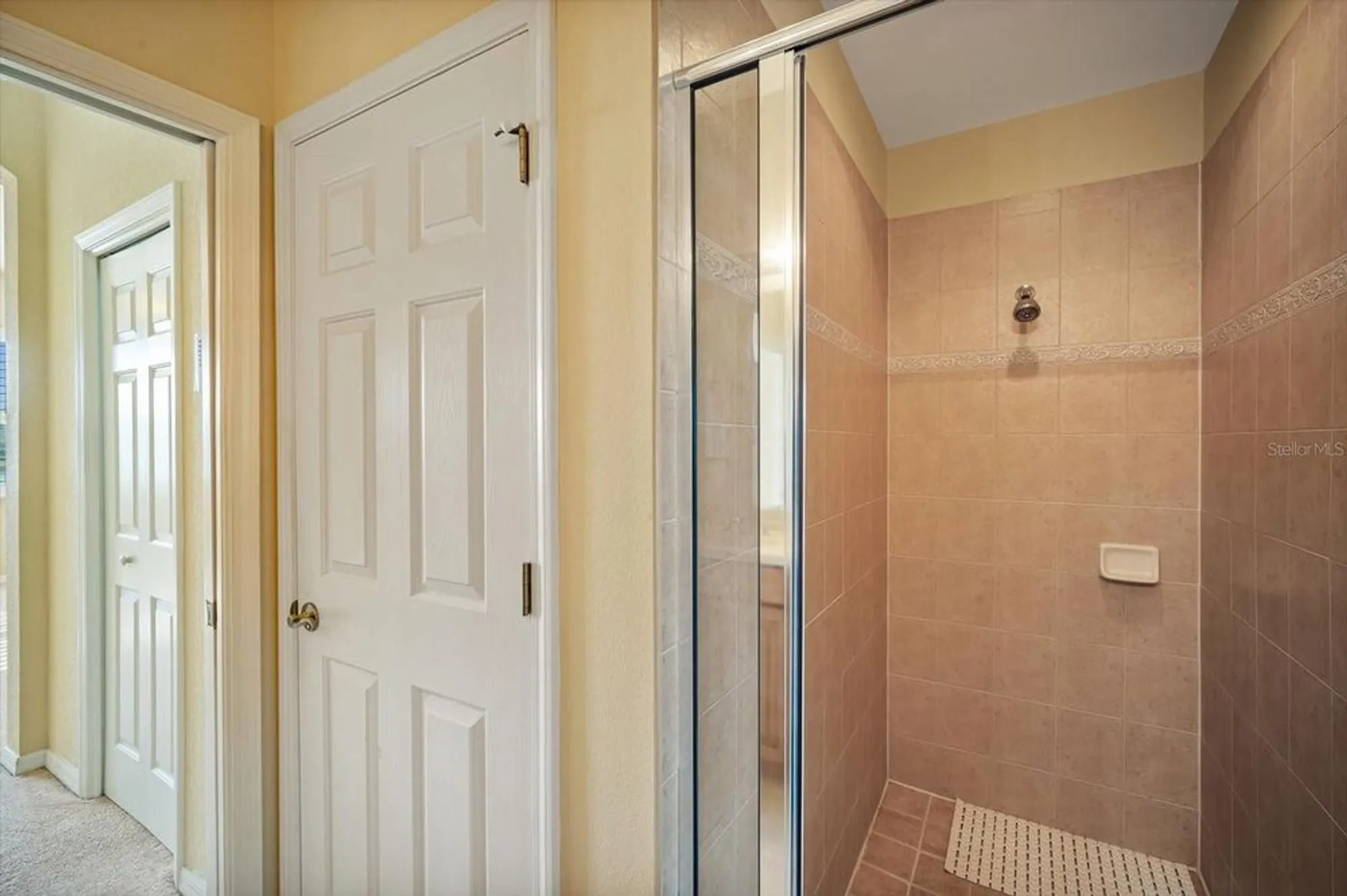 Property Slideshow image 20 of 35 | 2490 kensington greens dr, Sun City Center, FL, 33573