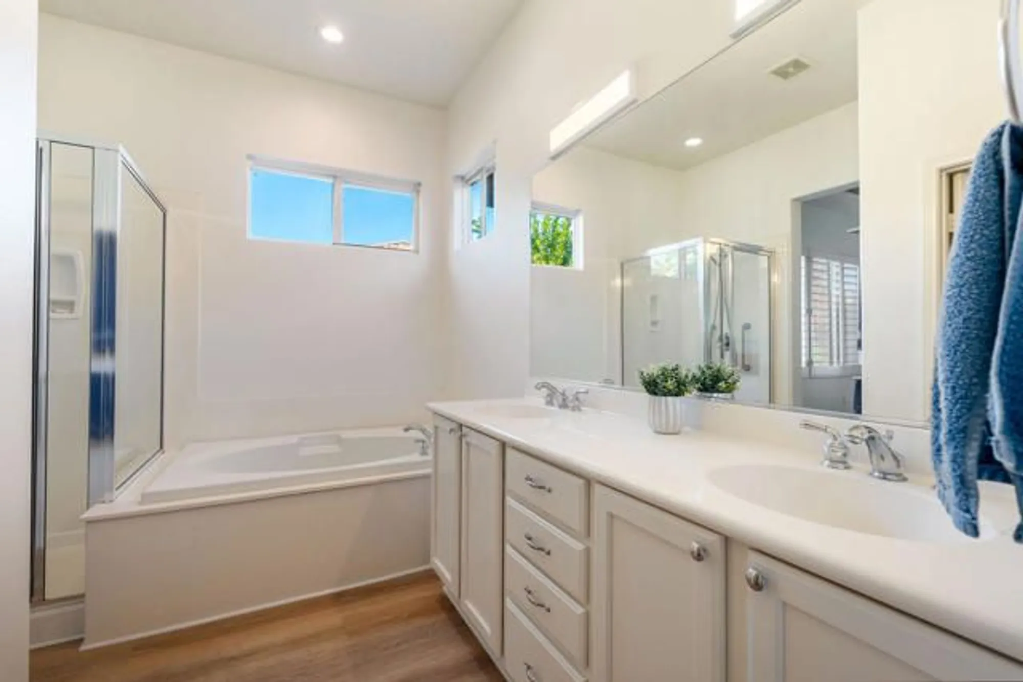 Property Slideshow image 27 of 42 | 44719 alexandria vale, Indio, CA, 92201