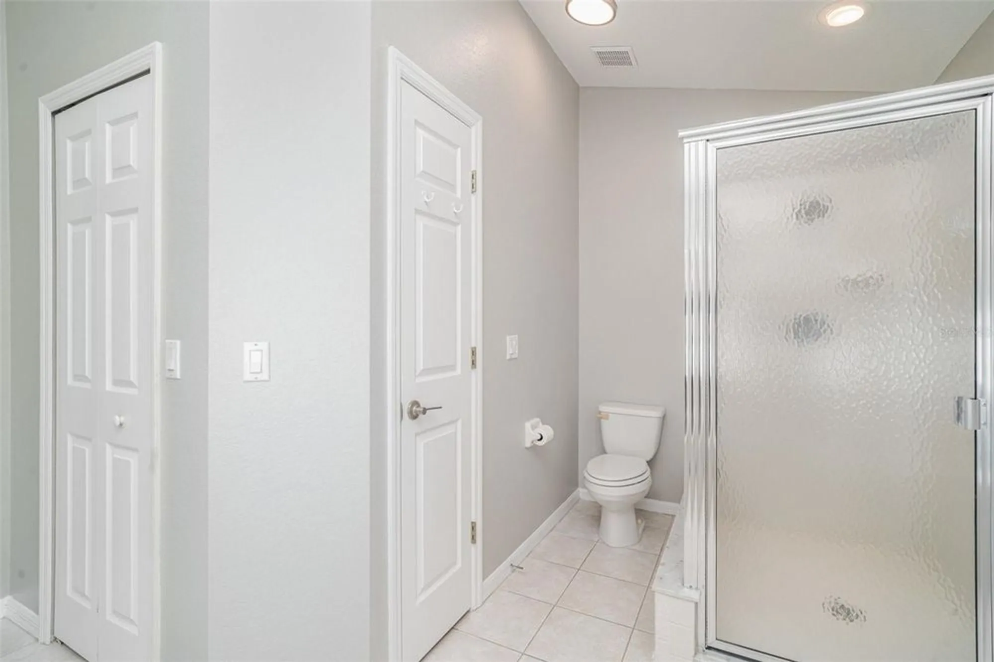 Property Slideshow image 10 of 55 | 3101 club dr 220, Port Charlotte, FL, 33953