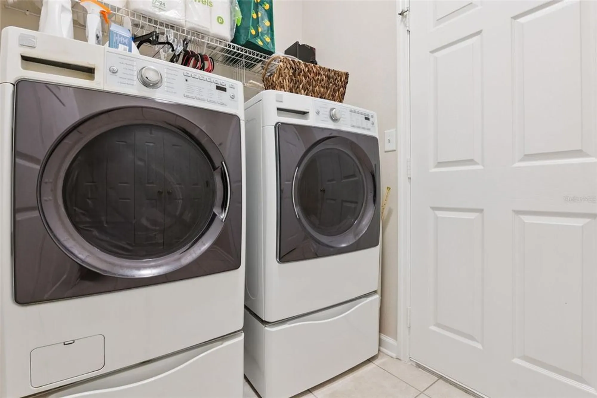 Property Slideshow image 22 of 48 | 513 heron point way, Deland, FL, 32724