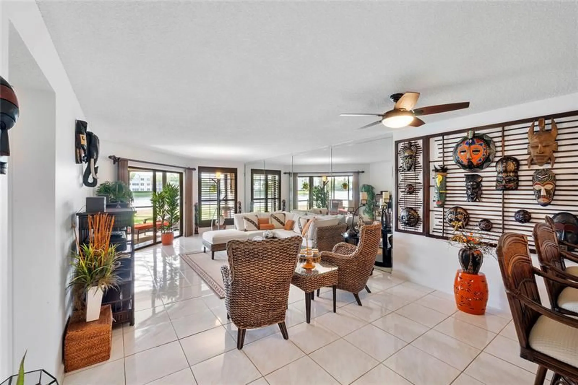Property Slideshow image 13 of 37 | 7219 fairfax dr 110, Tamarac, FL, 33321