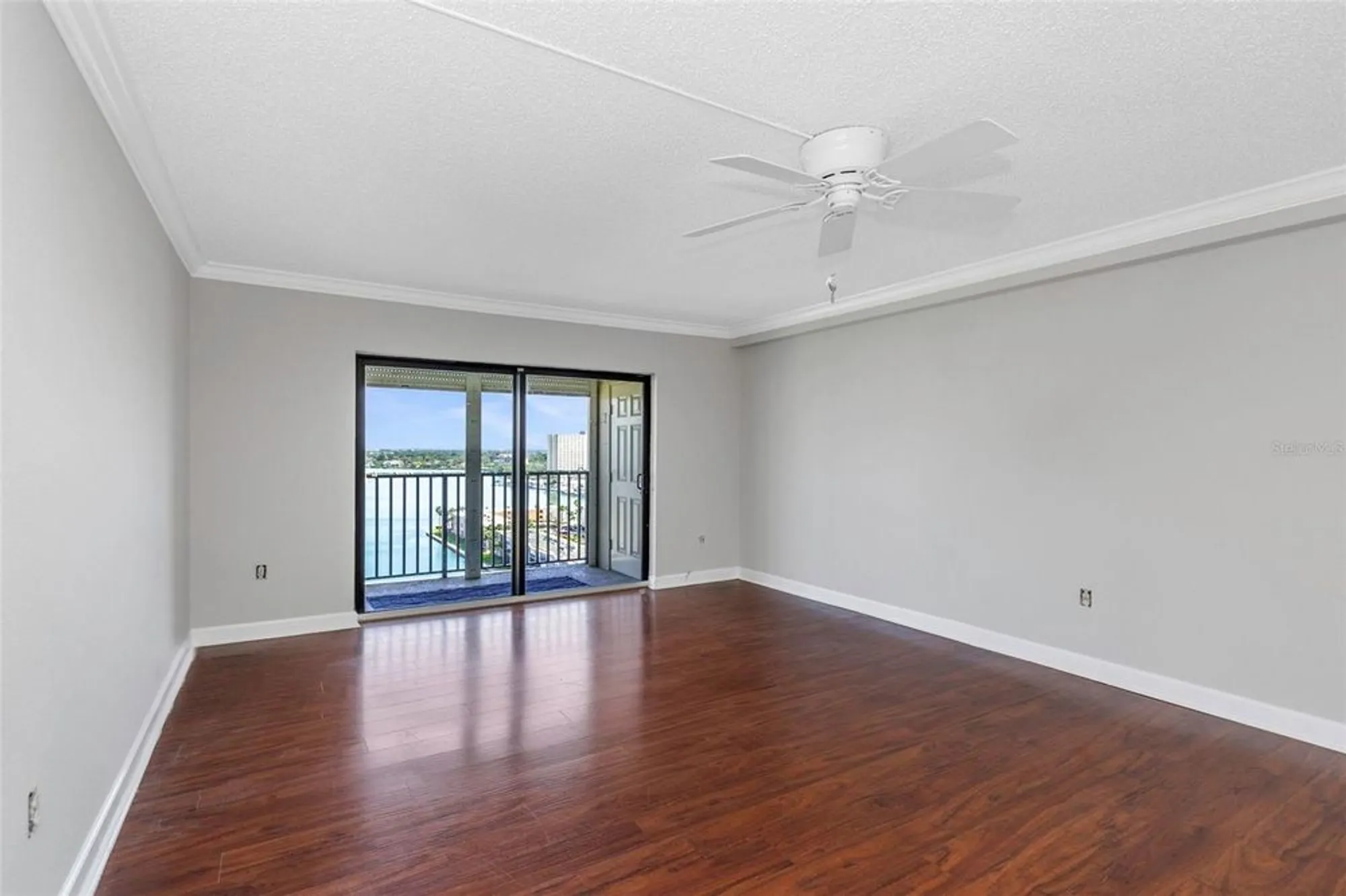Property Slideshow image 32 of 65 | 7300 sun island dr s apt 1505, South Pasadena, FL, 33707