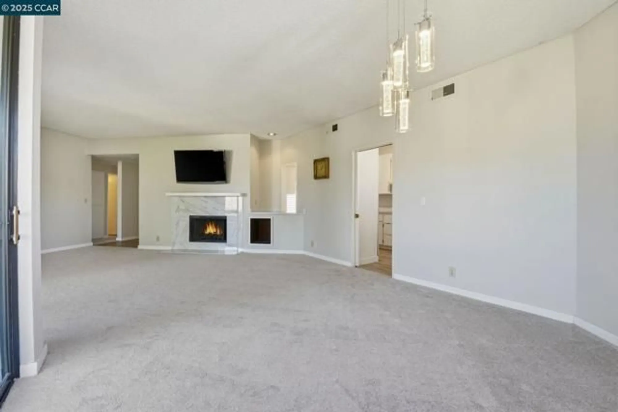 Property Slideshow image 13 of 33 | 1221 avenida sevilla 1b, Walnut Creek, CA, 94595