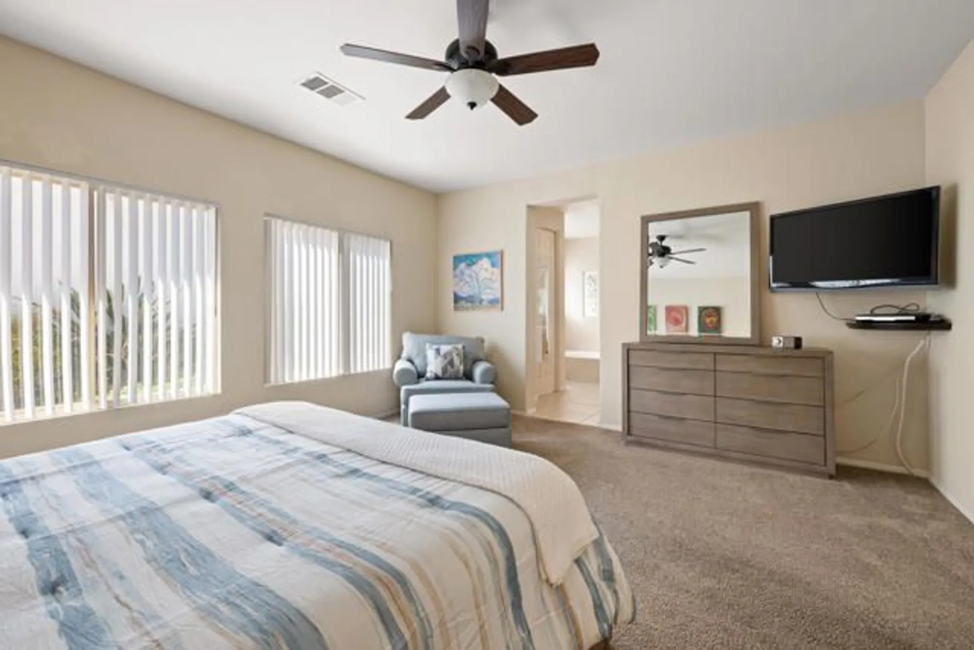 Property Slideshow image 21 of 36 | 55156 tanglewood, La Quinta, CA, 92253