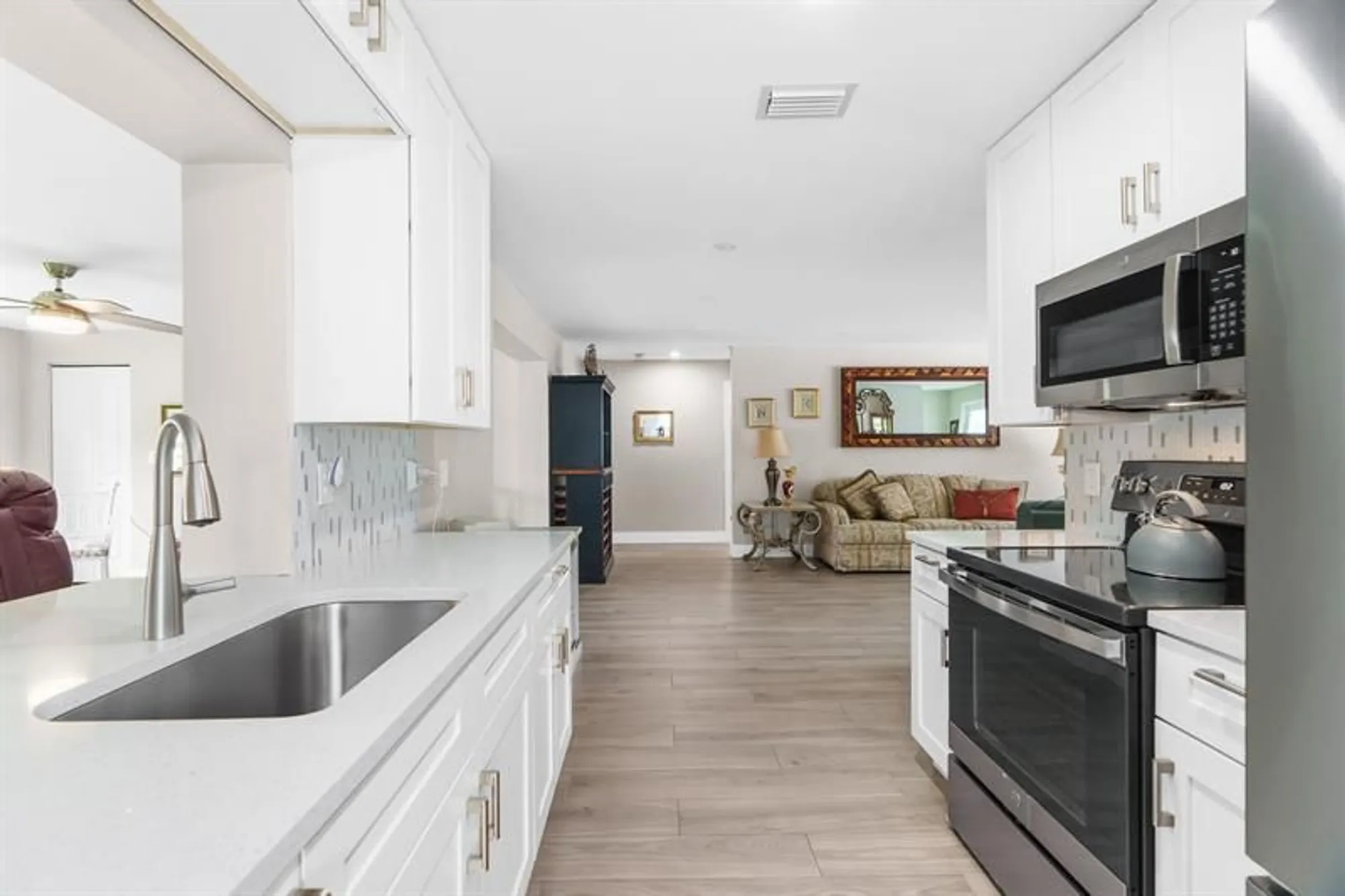 Property Slideshow image 16 of 59 | 8825 nw 14th st, Plantation, FL, 33322