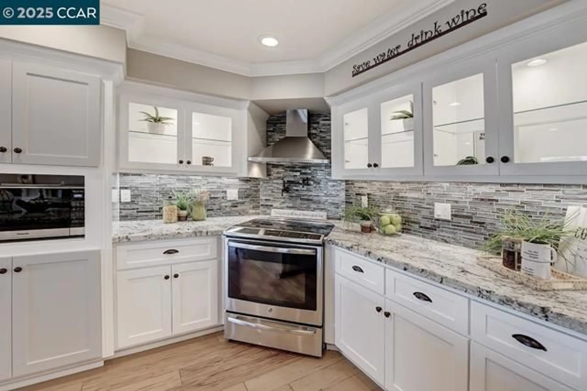 Property Slideshow image 5 of 54 | 2501 pine knoll dr unit 8, Walnut Creek, CA, 94595