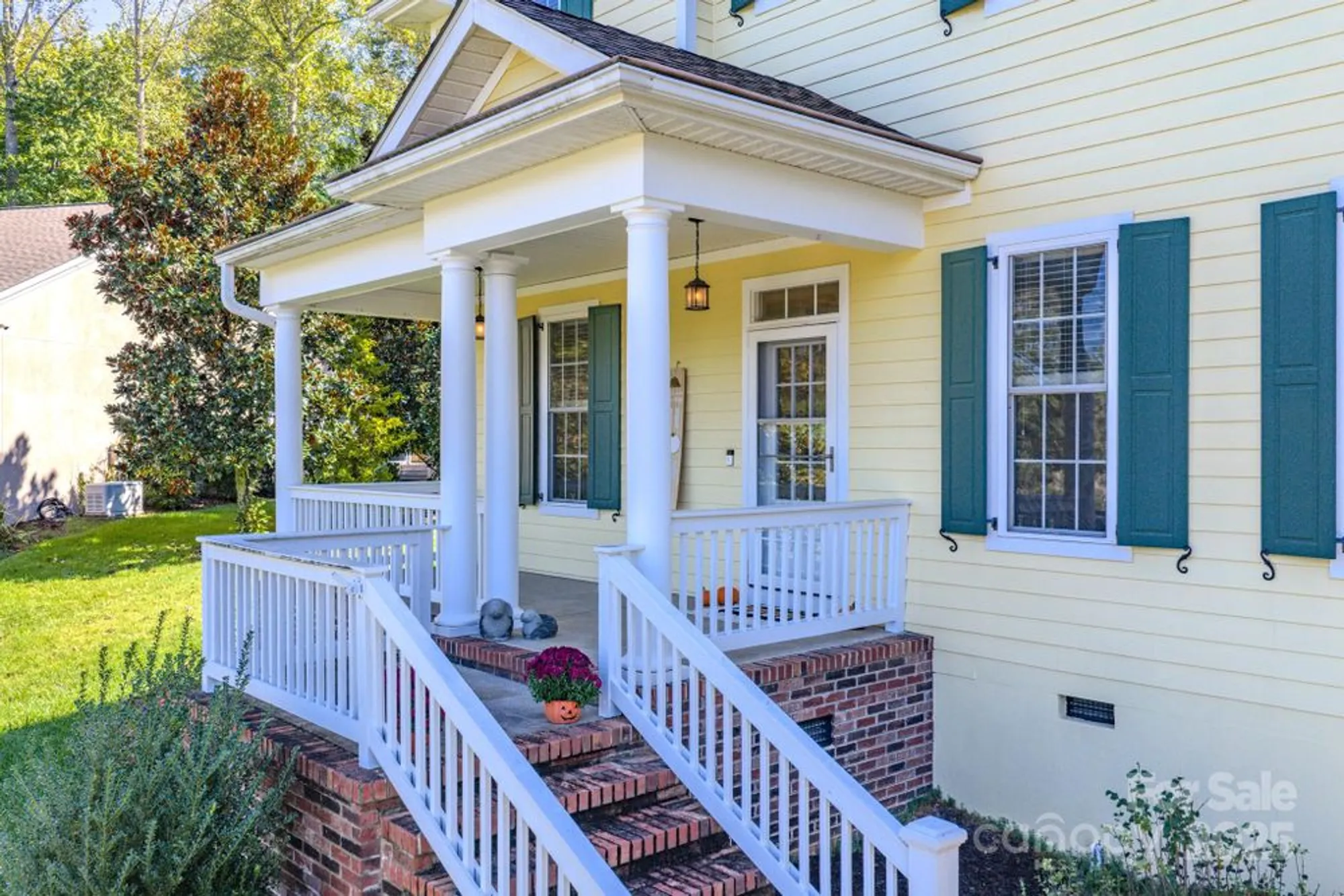 Property Slideshow image 30 of 39 | 16 larue ct, Biltmore Lake, NC, 28715