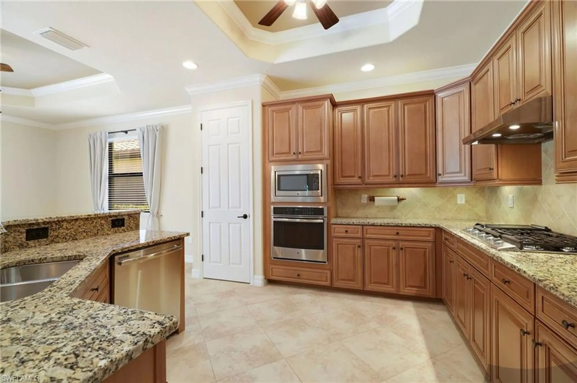 Property Slideshow image 13 of 47 | 28591 westmeath ct, Bonita Springs, FL, 34135