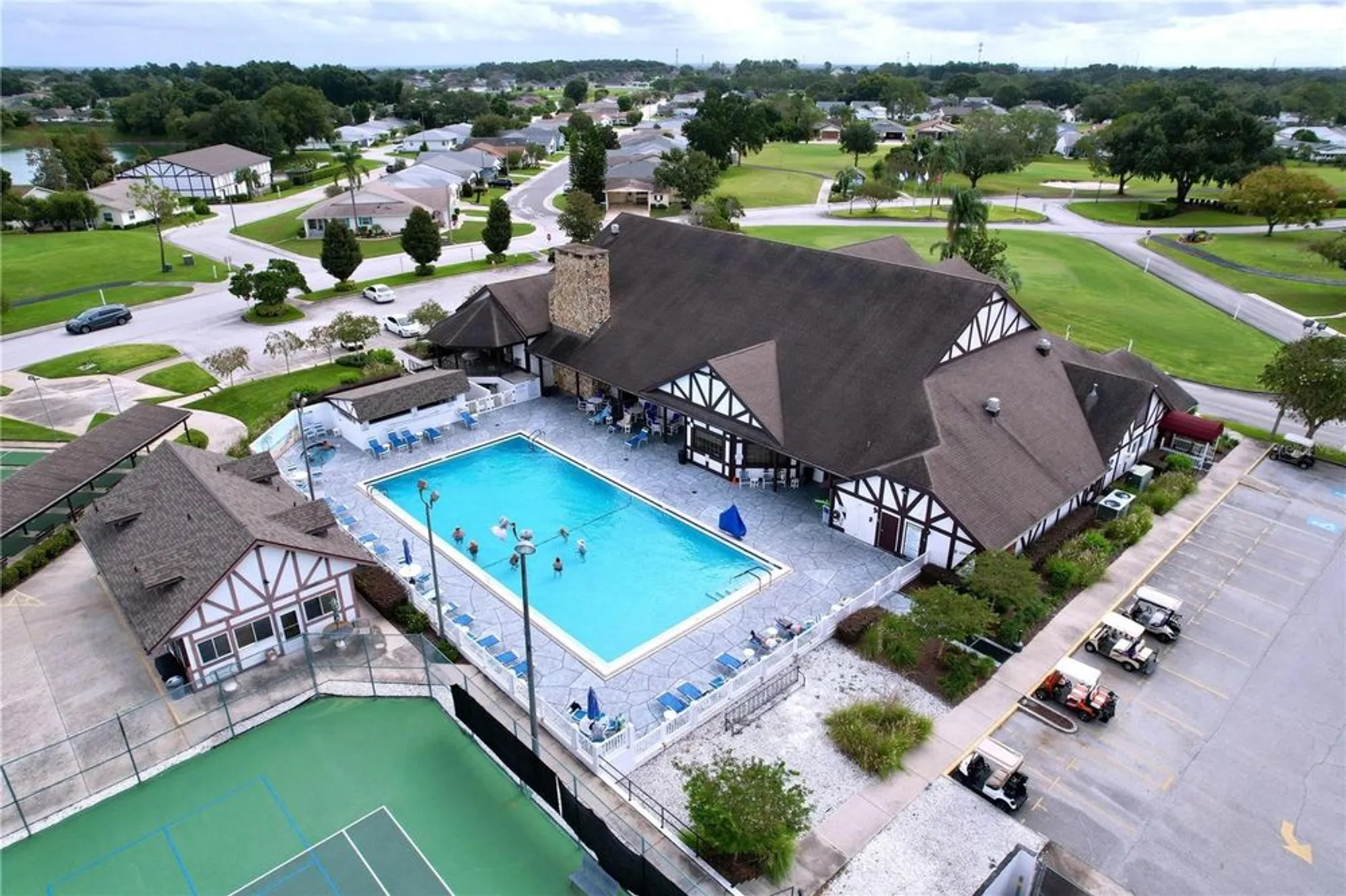 Property Slideshow image 5 of 41 | 2137 grand cypress dr, Lakeland, FL, 33810