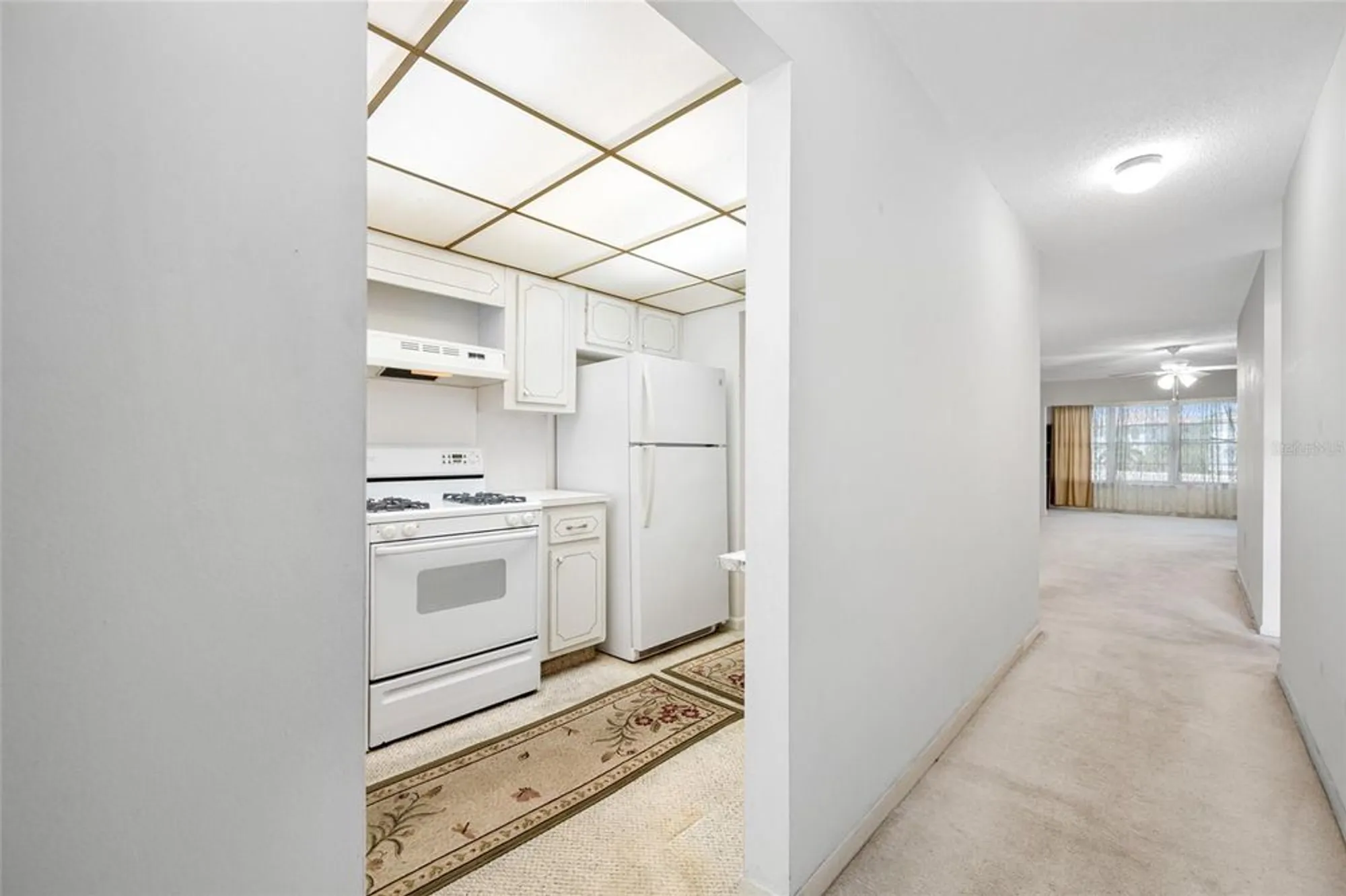 Property Slideshow image 5 of 39 | 5660 80th st n unit d207, St Petersburg, FL, 33709