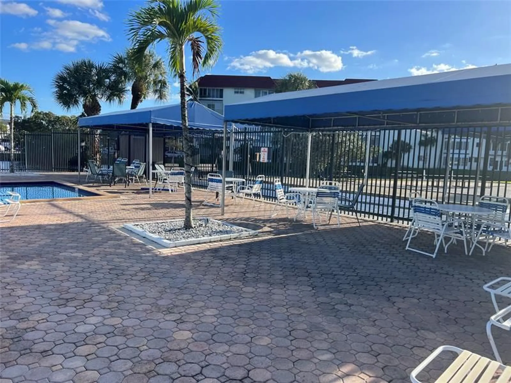 Property Slideshow image 31 of 45 | 4751 nw 21st st 4p, Lauderhill, FL, 33313