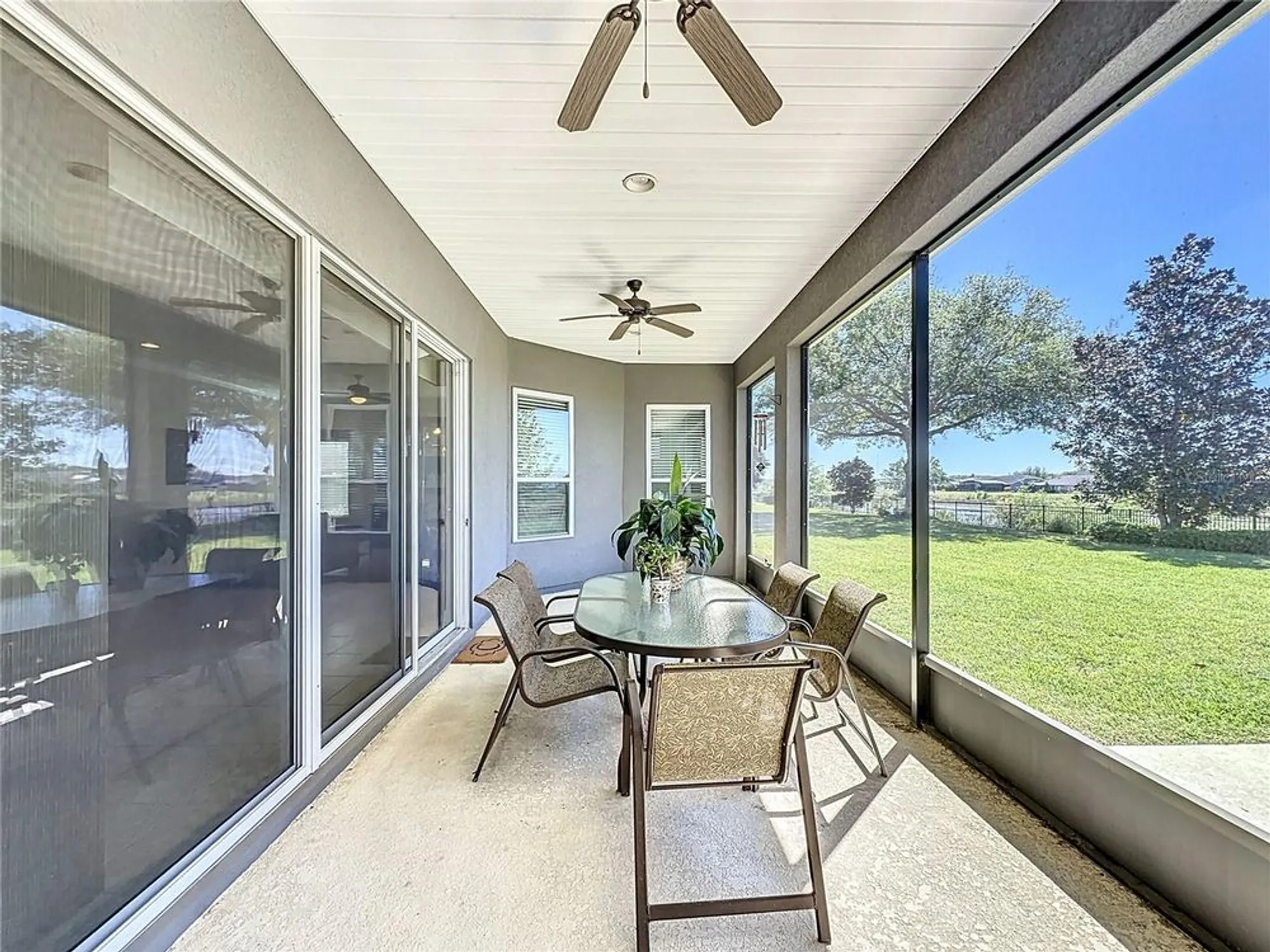 Property Slideshow image 27 of 54 | 228 bayou bend rd, Groveland, FL, 34736