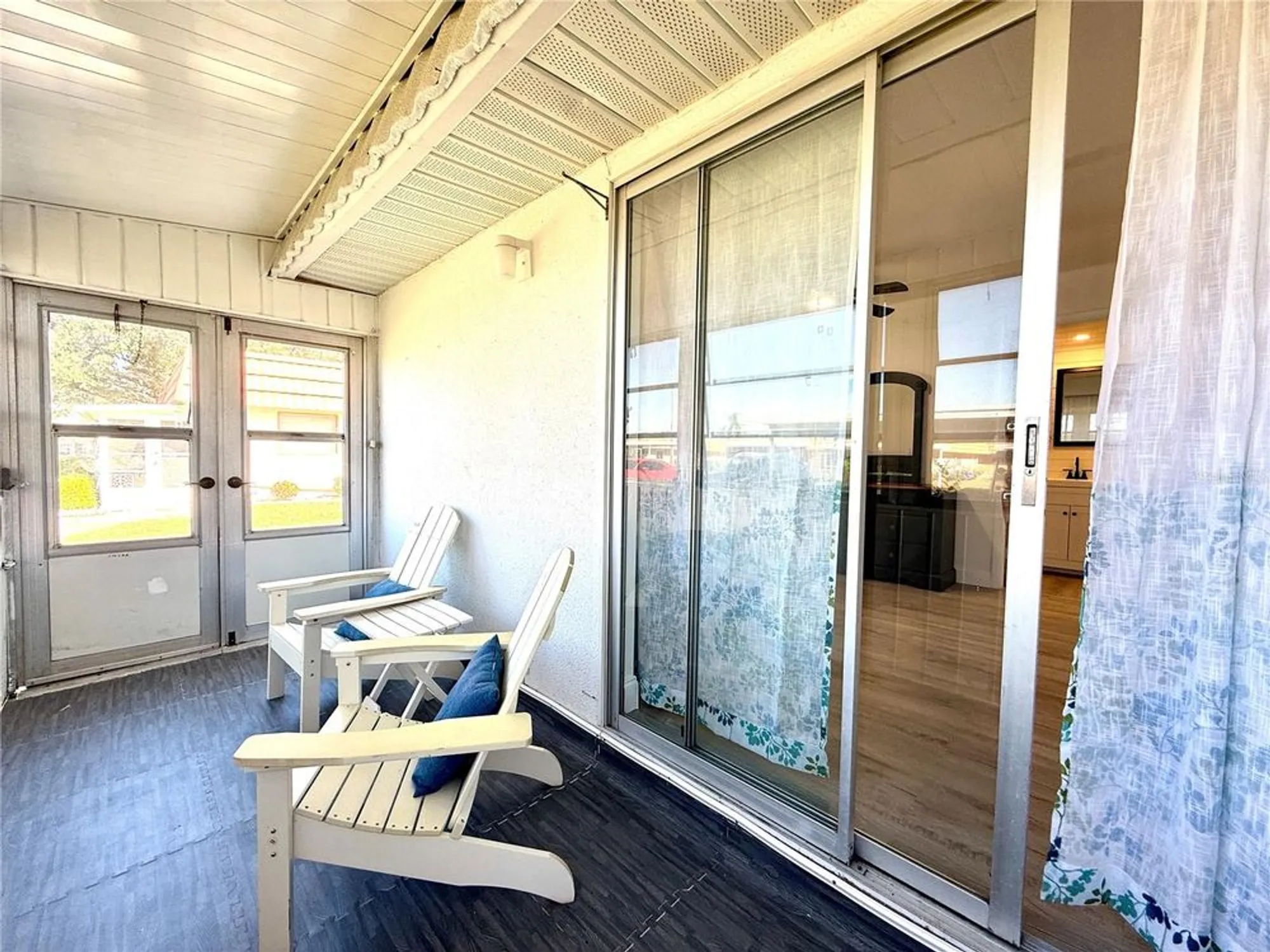 Property Slideshow image 23 of 28 | 1802 bedford ln 7, Sun City Center, FL, 33573