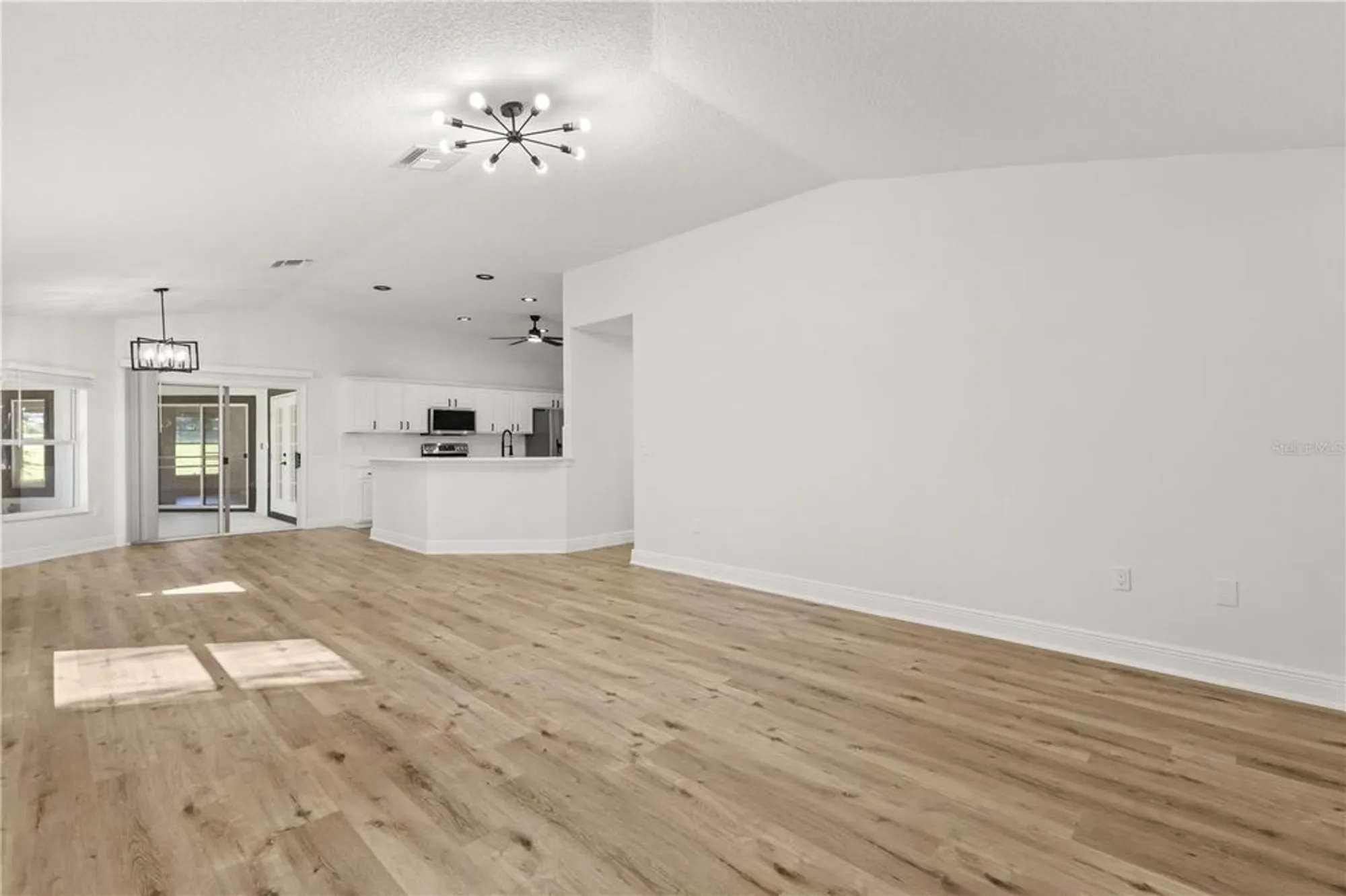 Property Slideshow image 20 of 42 | 39634 harbor hills blvd, Lady Lake, FL, 32159