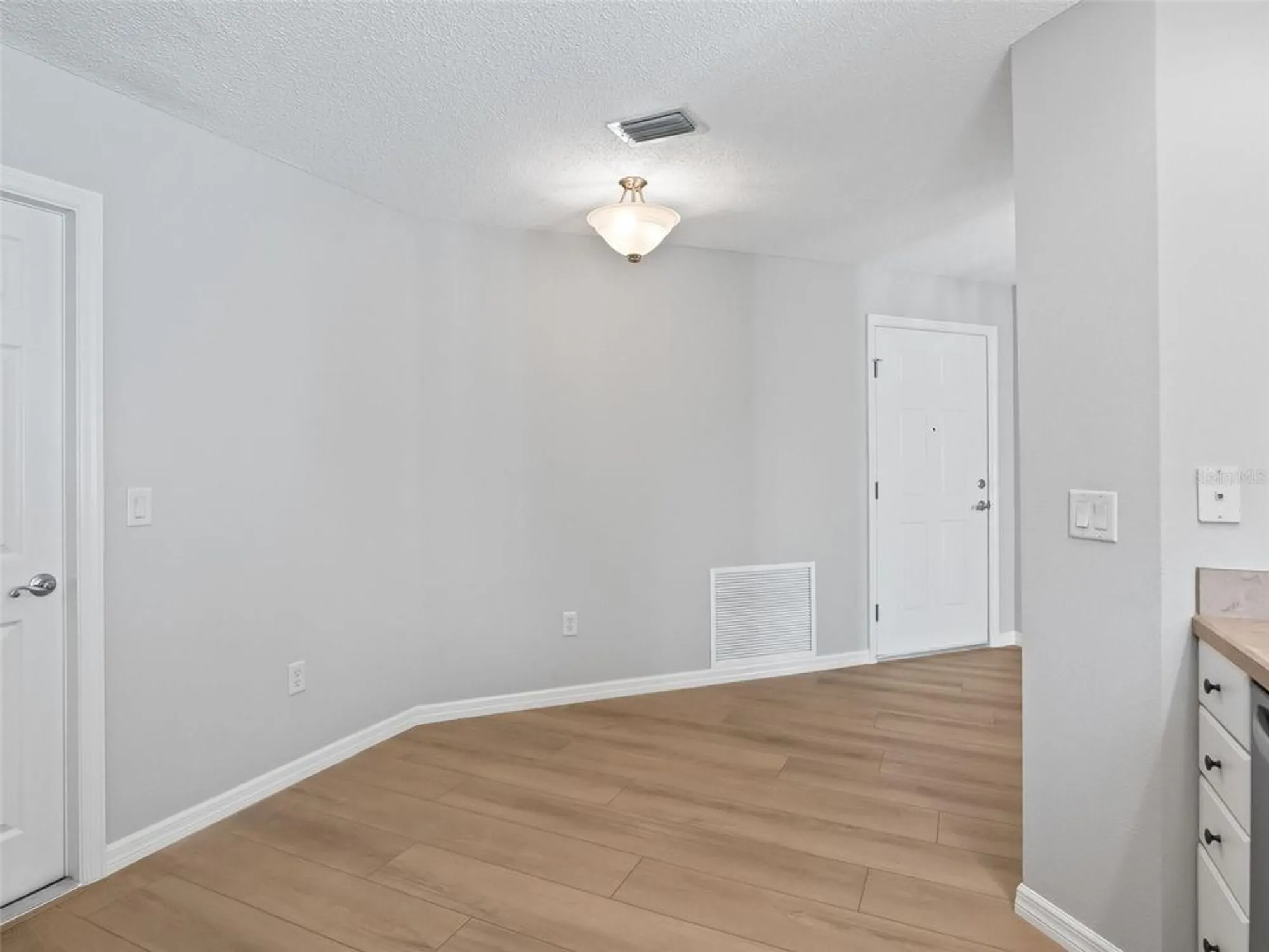 Property Slideshow image 10 of 38 | 2169 smoaks st, The Villages, FL, 32162