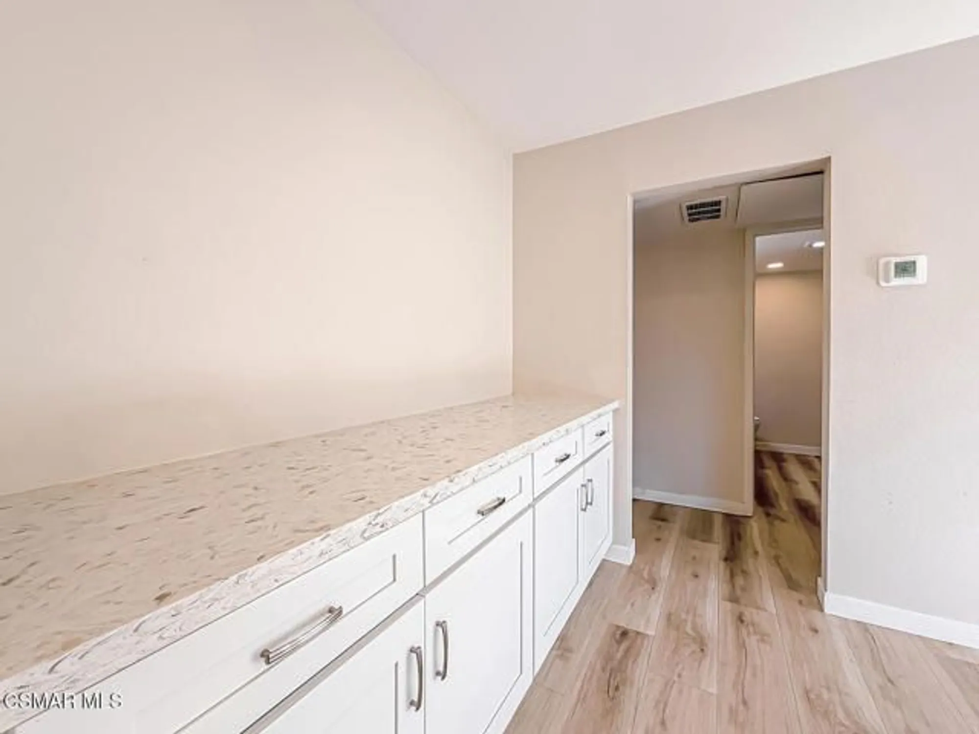 Property Slideshow image 12 of 42 | 291 sequoia ct 17, Thousand Oaks, CA, 91360