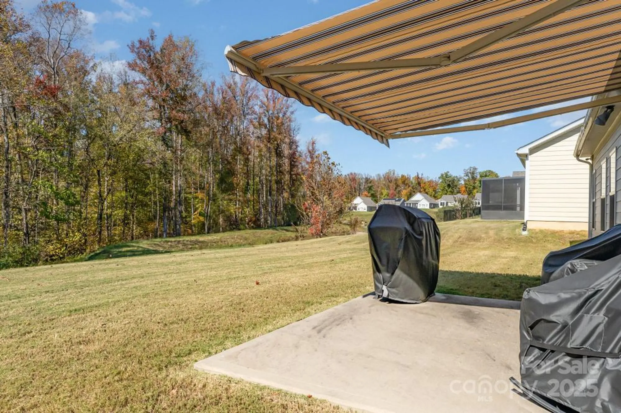 Property Slideshow image 20 of 24 | 10356 black locust ln, Charlotte, NC, 28215