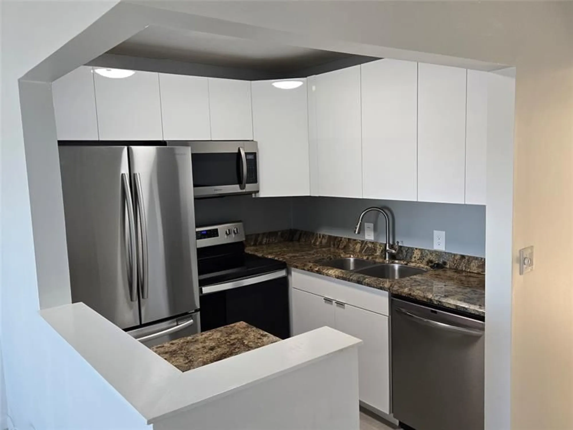 Property Slideshow image 5 of 35 | 98 northampton e # 98, West Palm Beach, FL, 33417