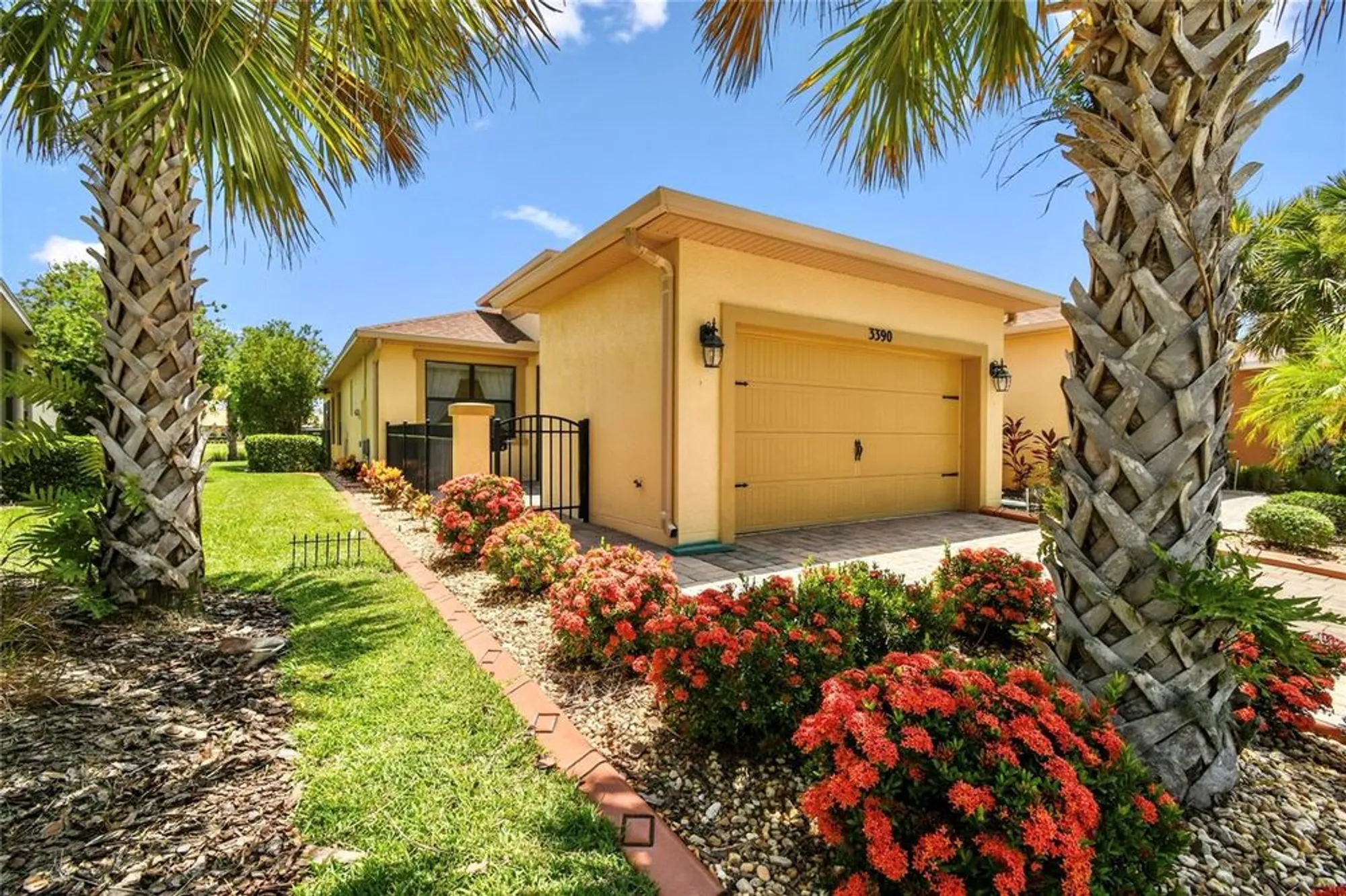 Property Slideshow image 2 of 63 | 3390 fallbrook dr, Kissimmee, FL, 34759