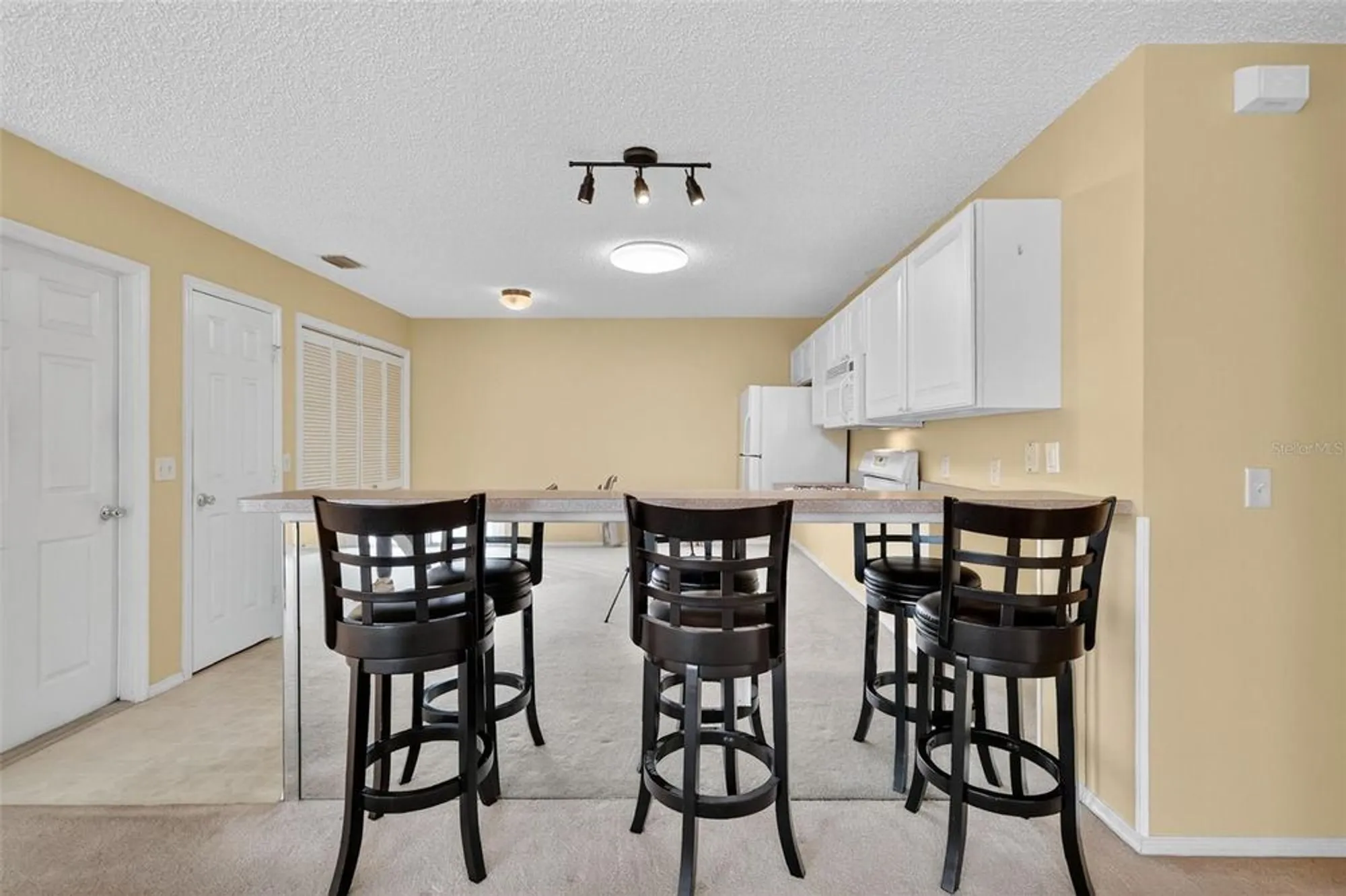 Property Slideshow image 7 of 35 | 2475 laurel bay ln, The Villages, FL, 32162