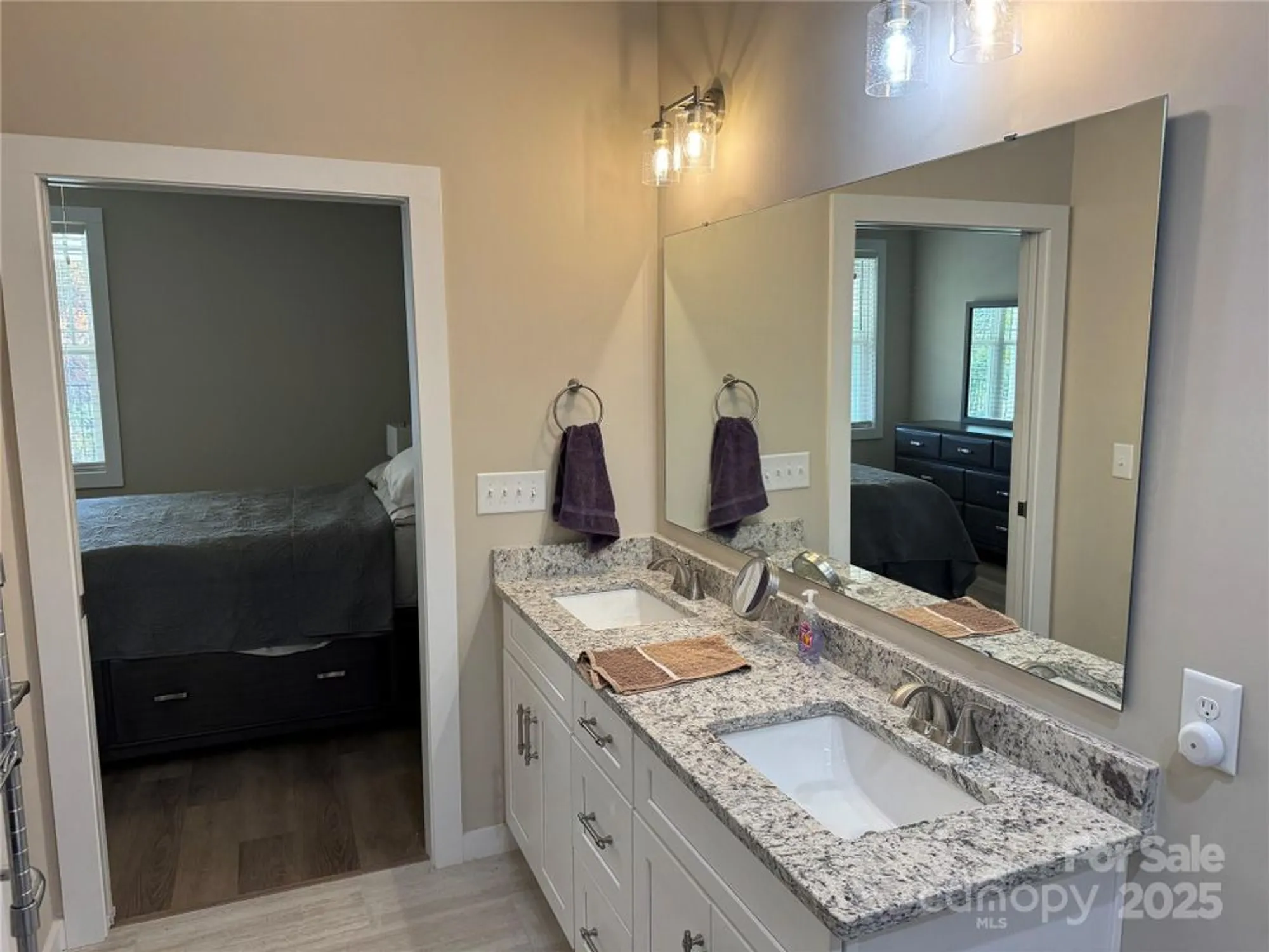 Property Slideshow image 21 of 26 | 2822 15th avenue pl se, Hickory, NC, 28602