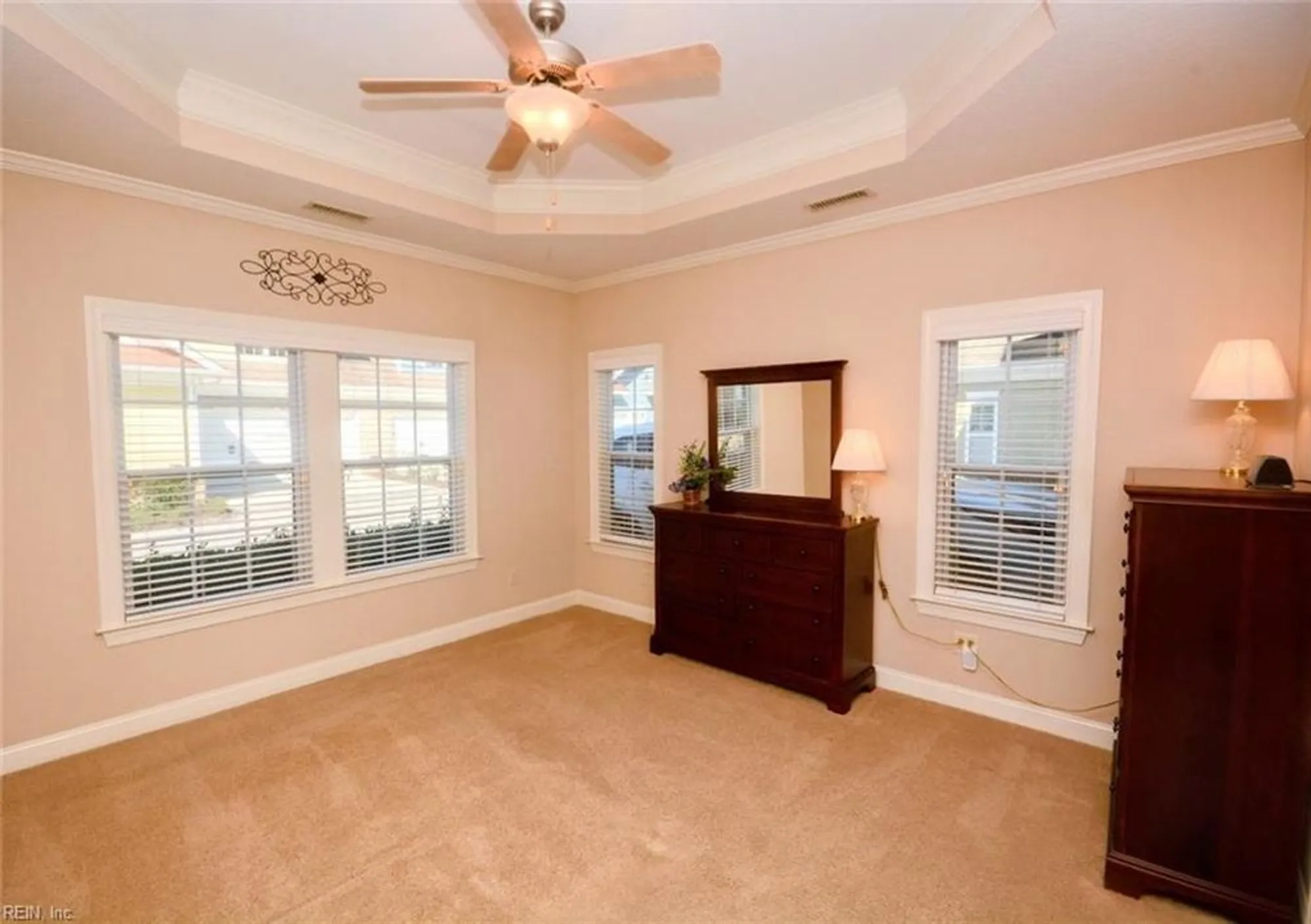 Property Slideshow image 23 of 41 | 1443 thistlewood ln, Chesapeake, VA, 23320