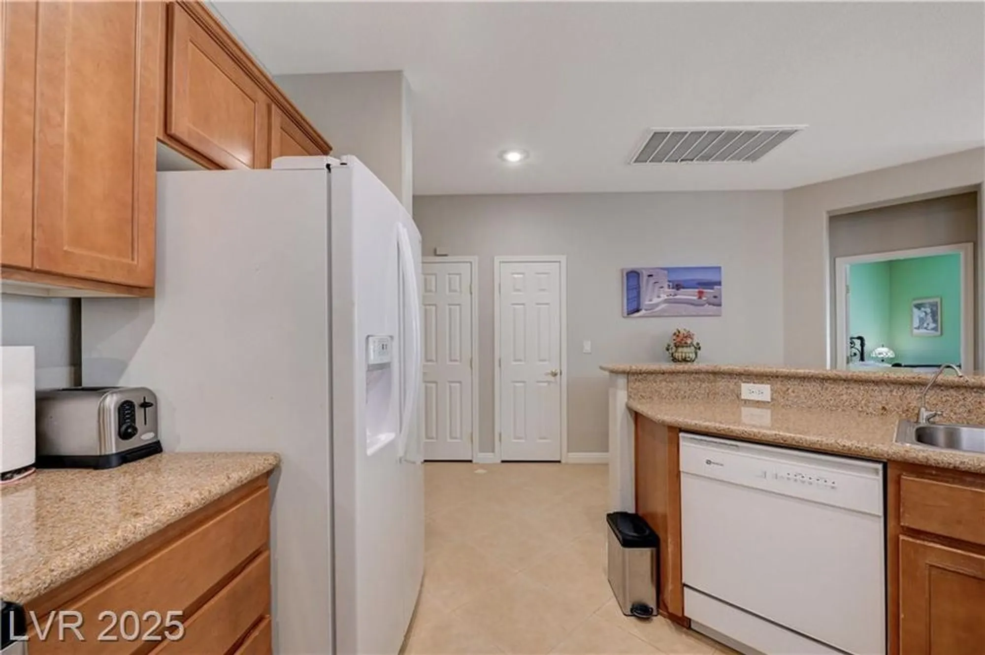 Property Slideshow image 20 of 99 | 10241 premia pl, Las Vegas, NV, 89135