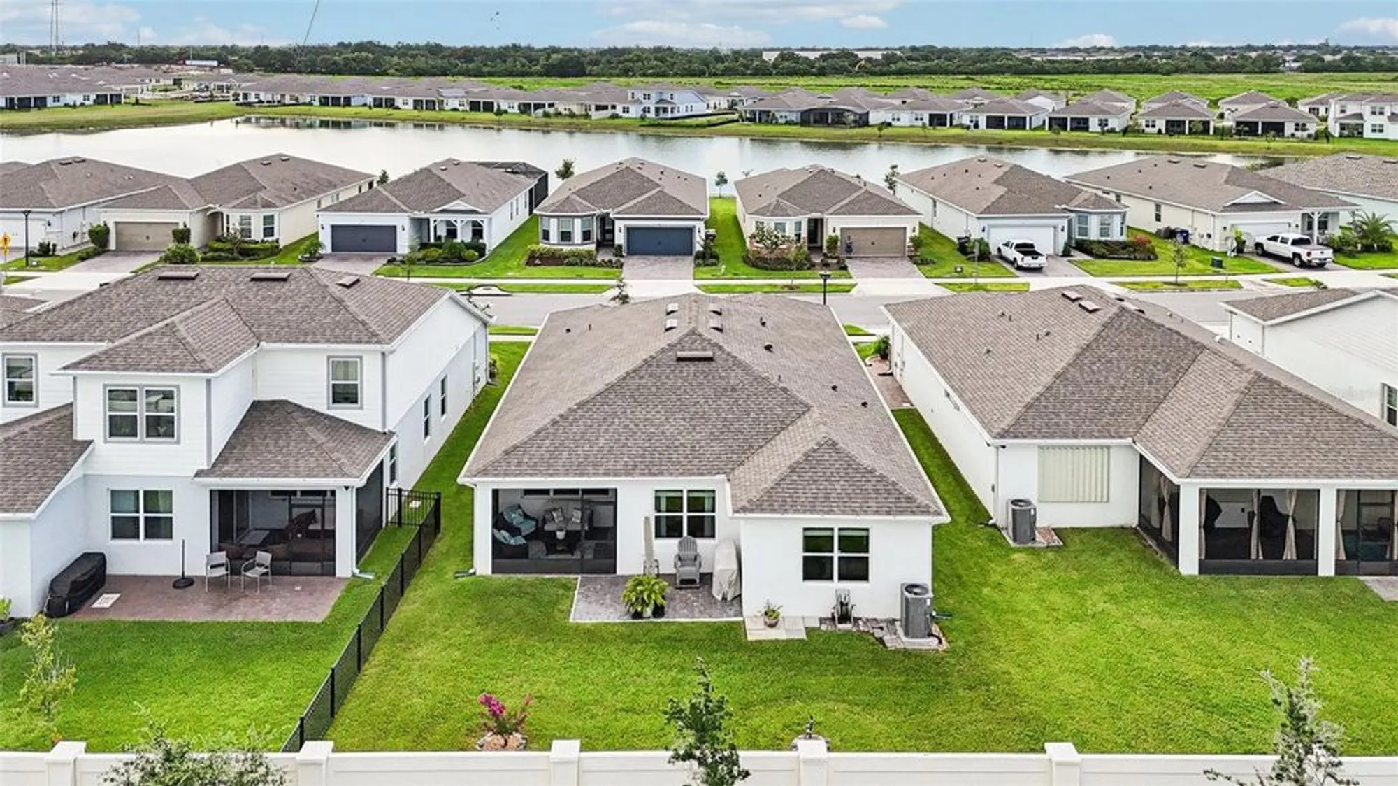 Property Slideshow image 46 of 49 | 2015 spring shower cir, Kissimmee, FL, 34744