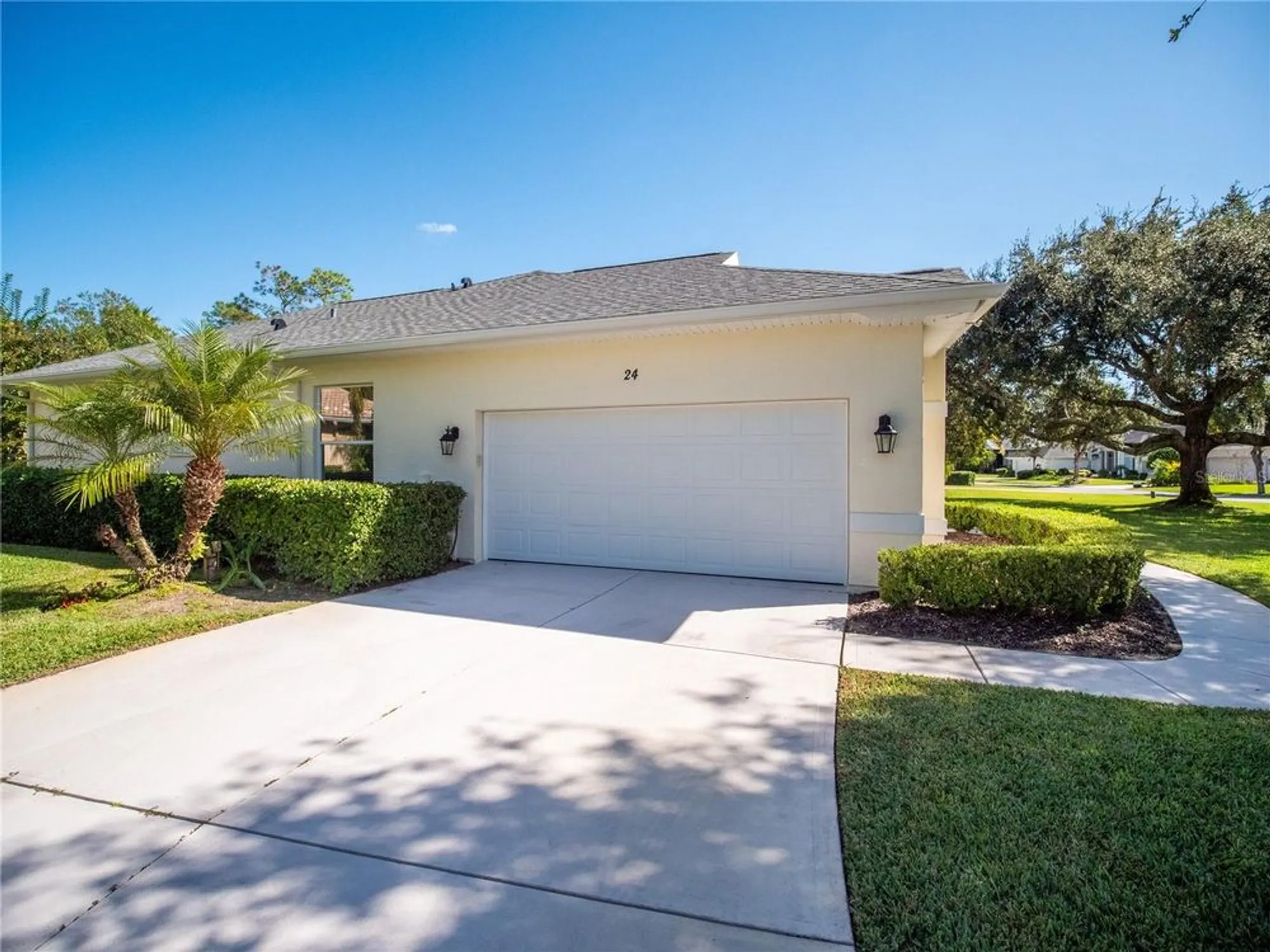 Property Slideshow image 5 of 53 | 24 gale ln, Ormond Beach, FL, 32174
