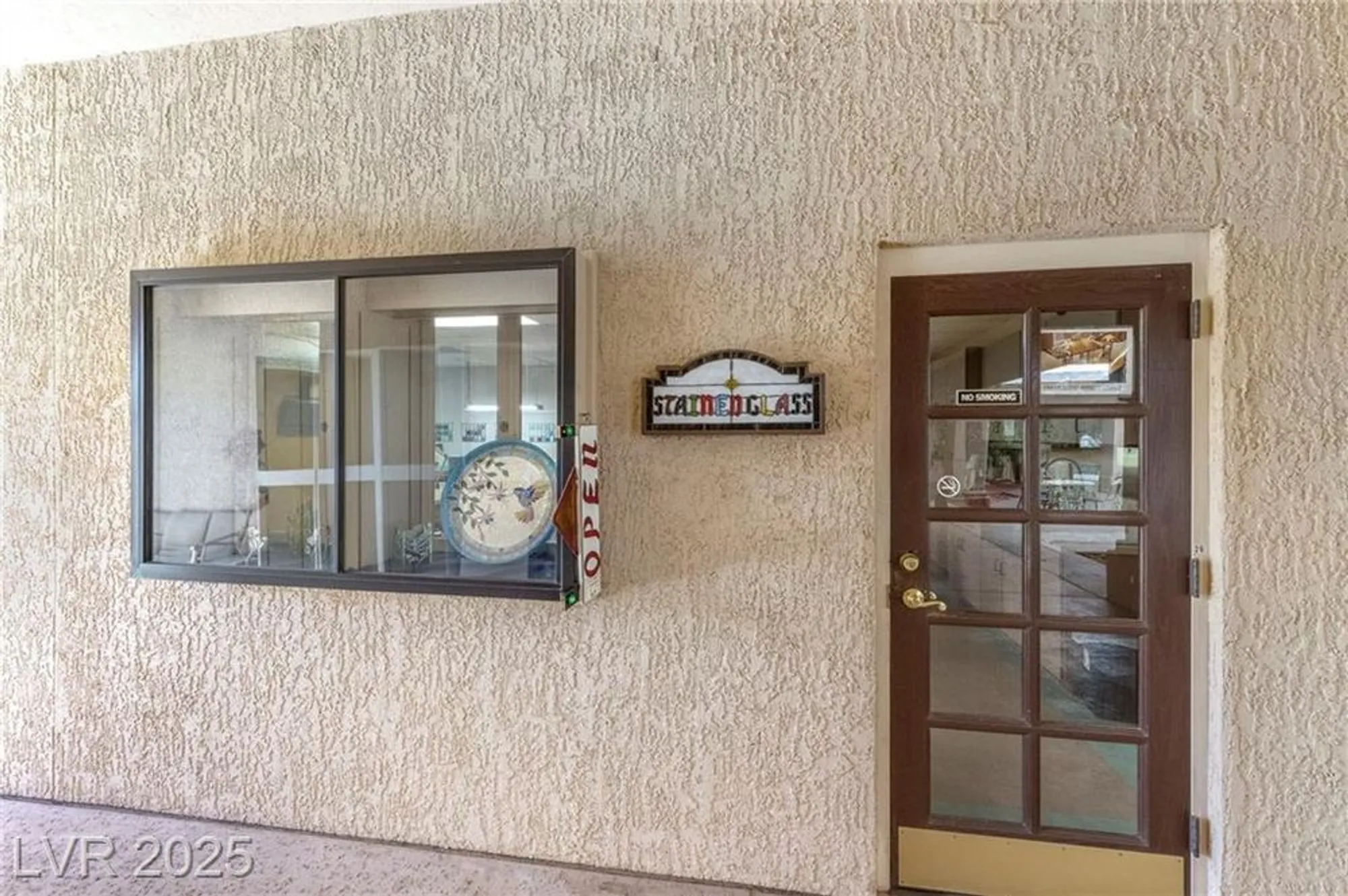 Property Slideshow image 46 of 72 | 2925 lotus hill dr, Las Vegas, NV, 89134