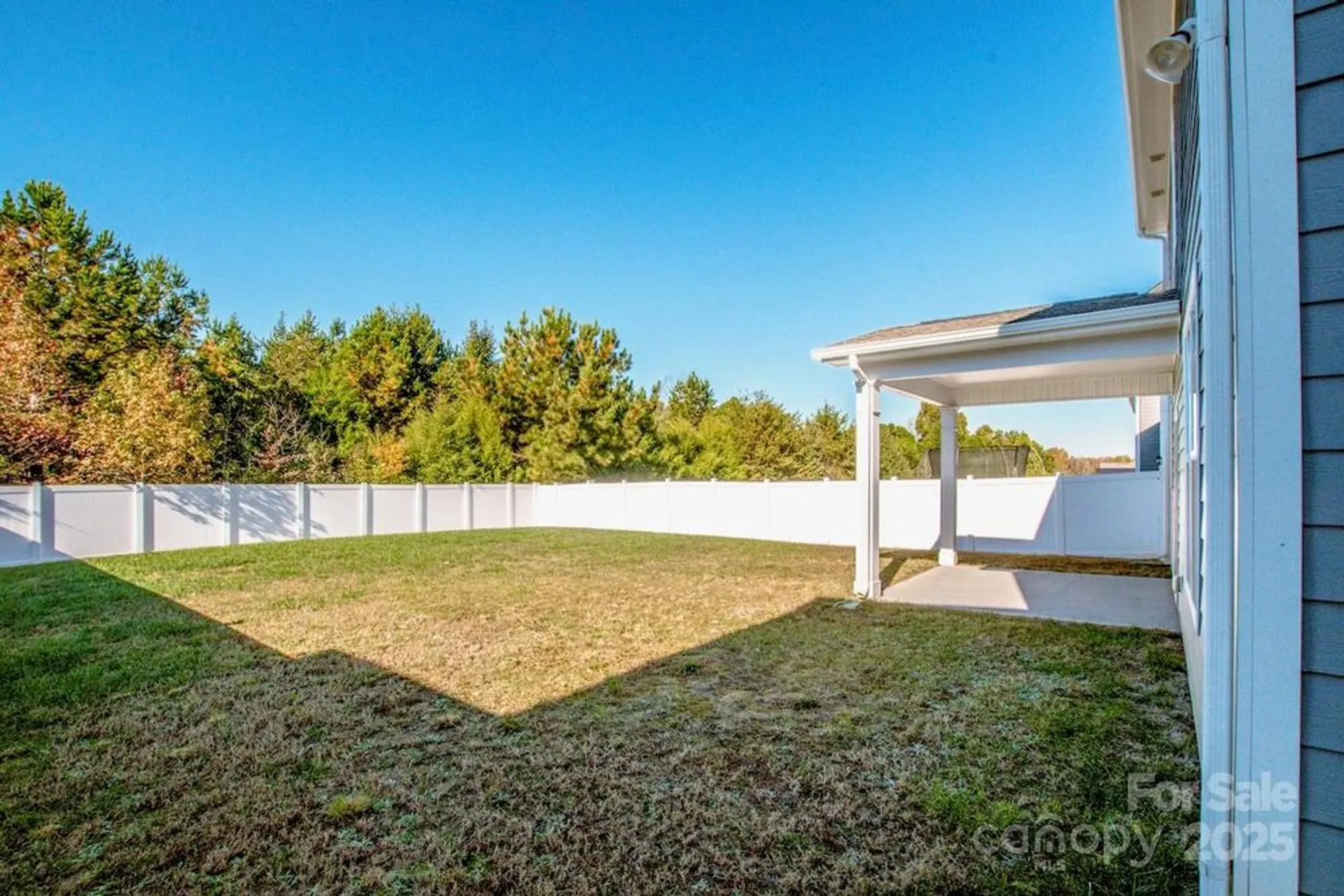 Property Slideshow image 25 of 30 | 129 candlelight way, Mooresville, NC, 28115