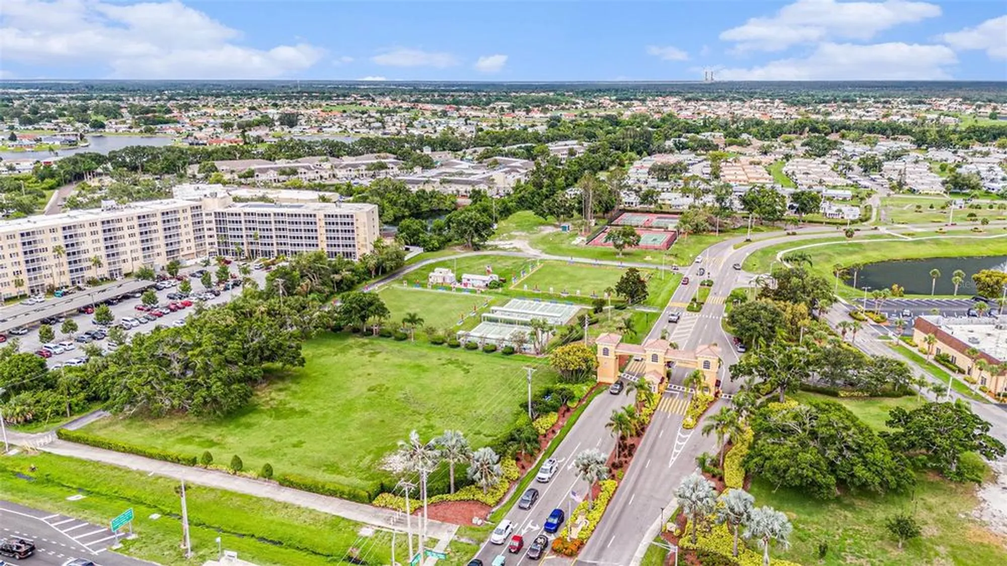 Property Slideshow image 21 of 22 | 301 andover pl 175, Sun City Center, FL, 33573