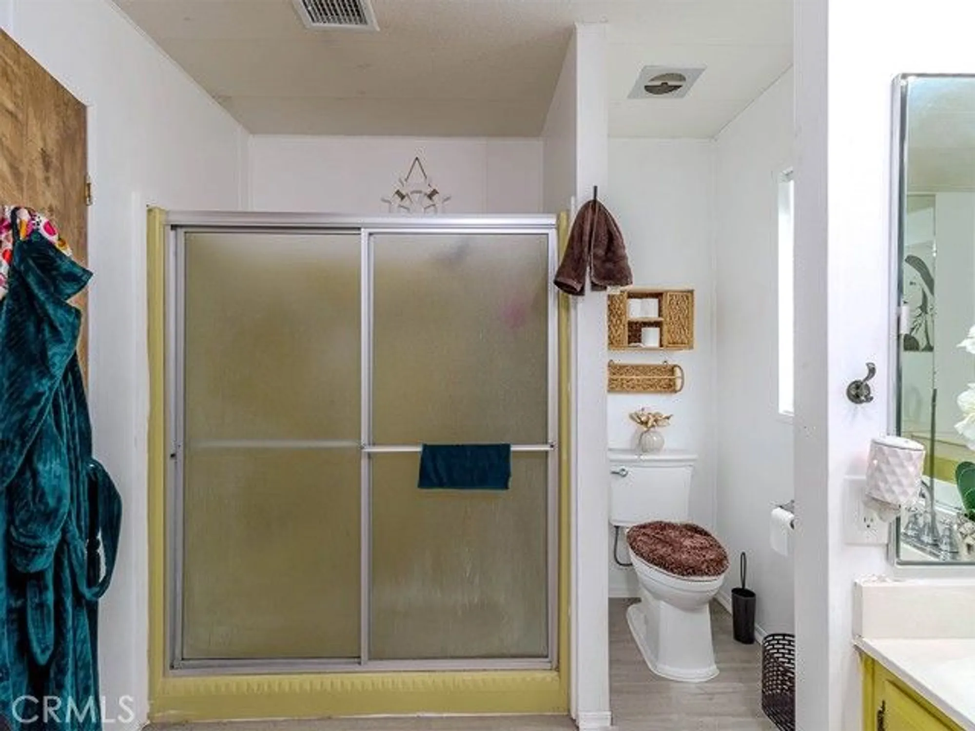 Property Slideshow image 13 of 16 | 2662 silver oak way, Hemet, CA, 92545