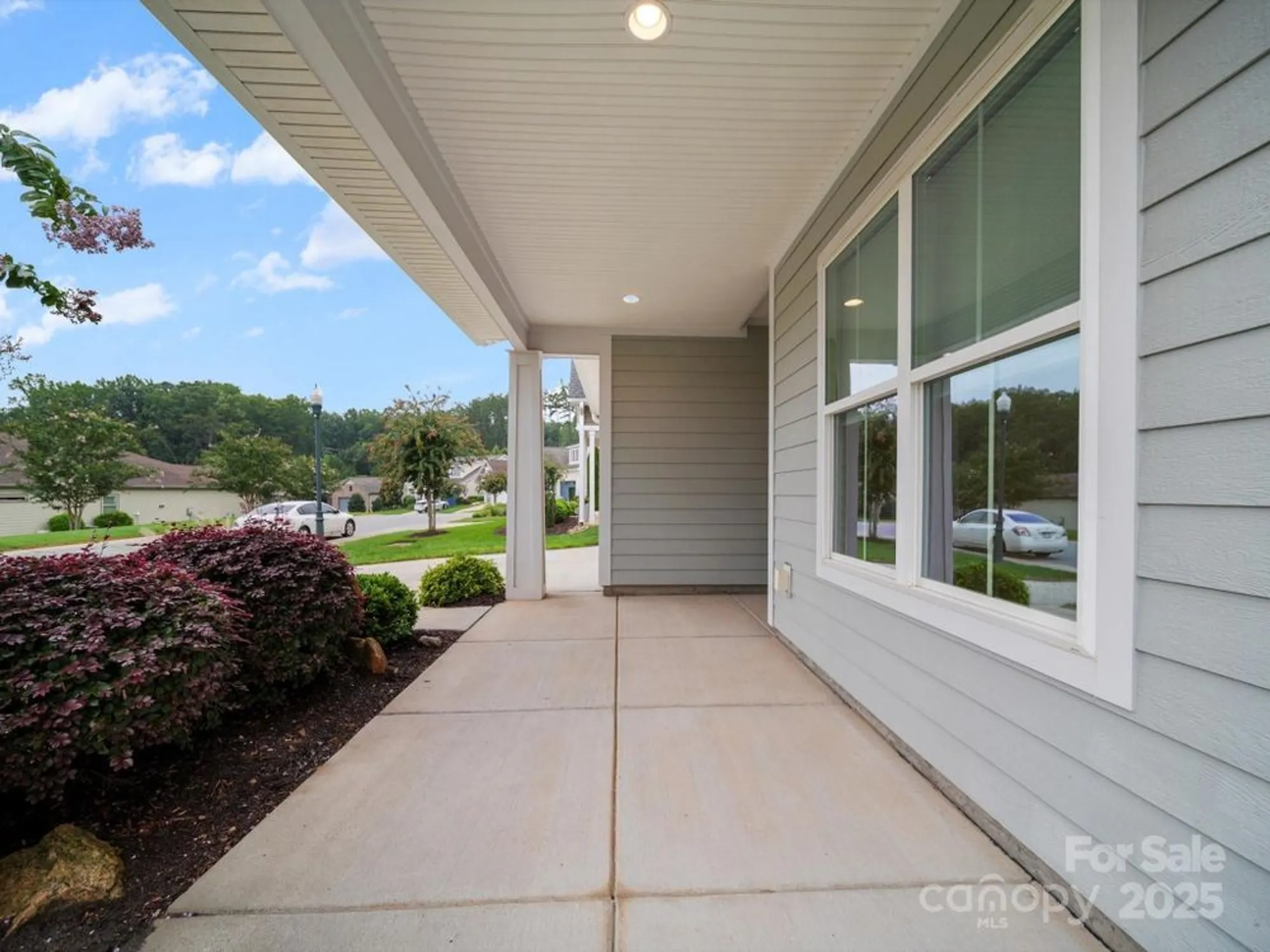 Property Slideshow image 34 of 44 | 253 stone mountain way, Denver, NC, 28037