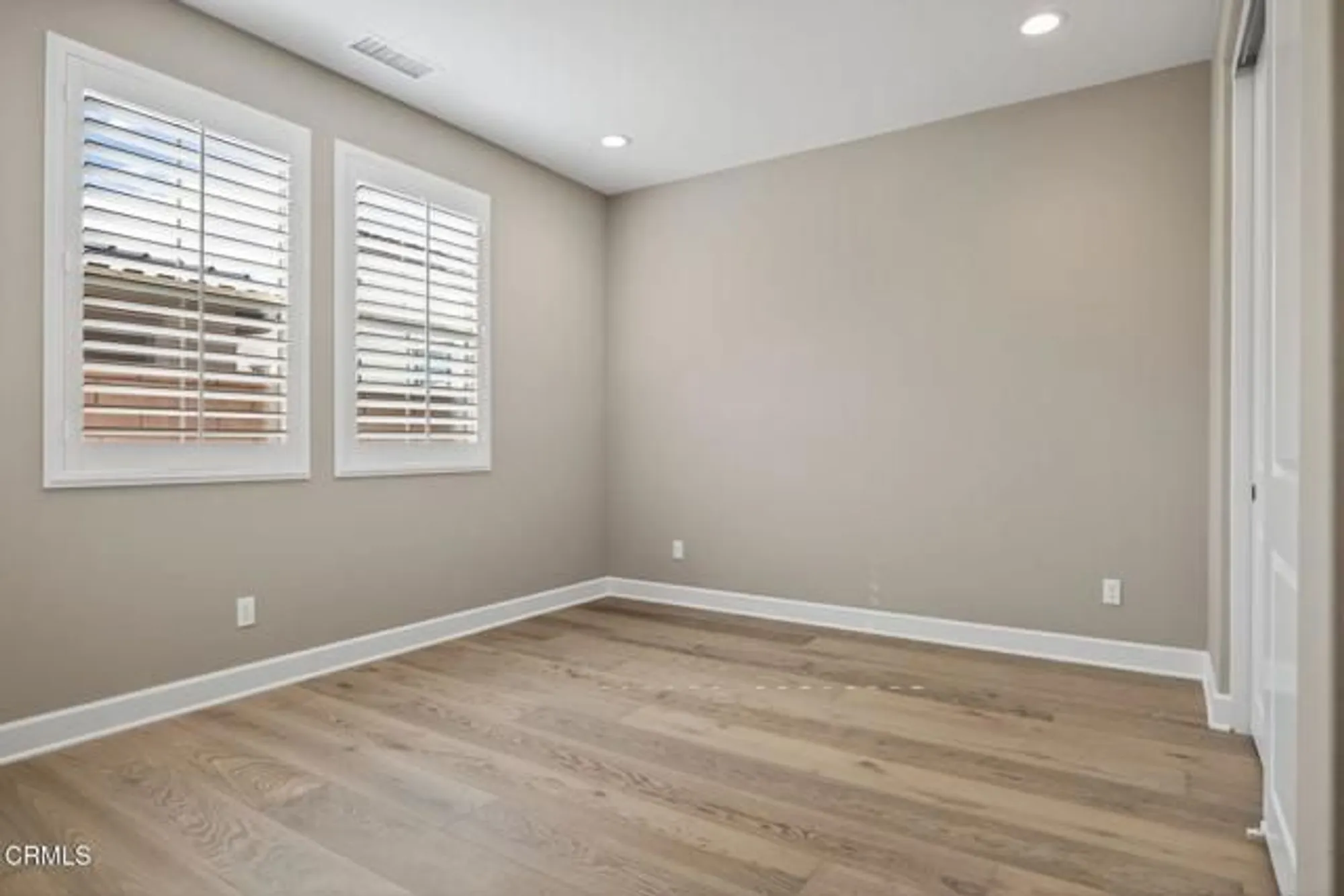 Property Slideshow image 36 of 78 | 2420 quartsite dr, Camarillo, CA, 93012