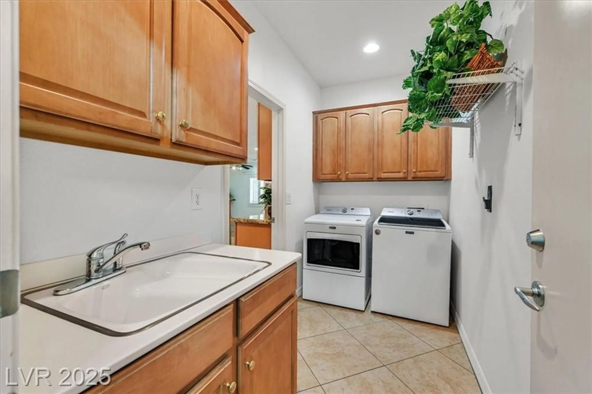 Property Slideshow image 11 of 40 | 2164 sawtooth mountain dr, Henderson, NV, 89044