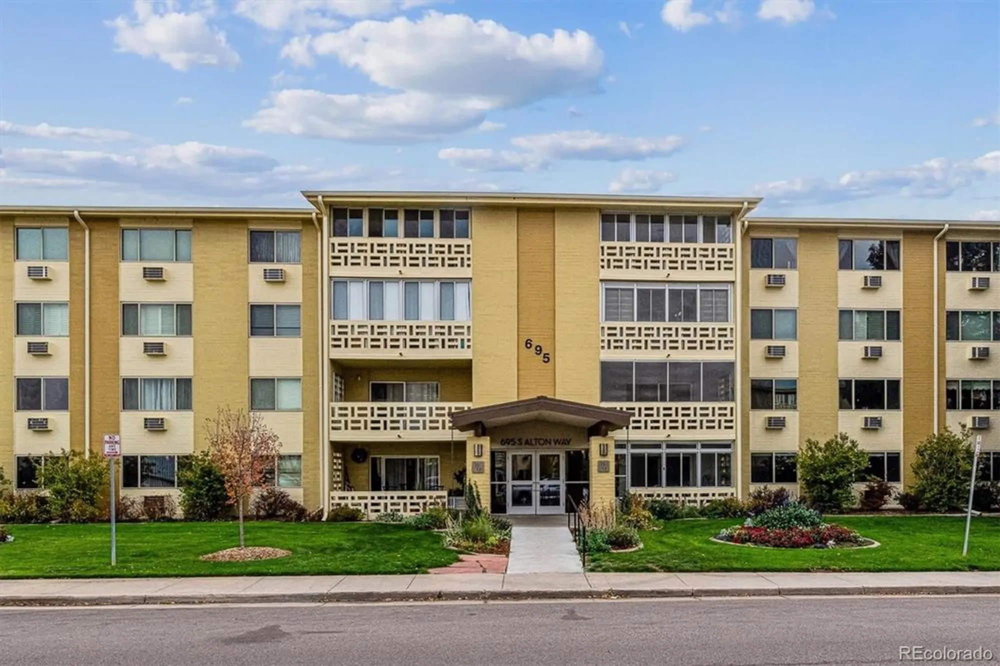 Property Slideshow image 19 of 21 | 695 s alton way 1c, Denver, CO, 80247