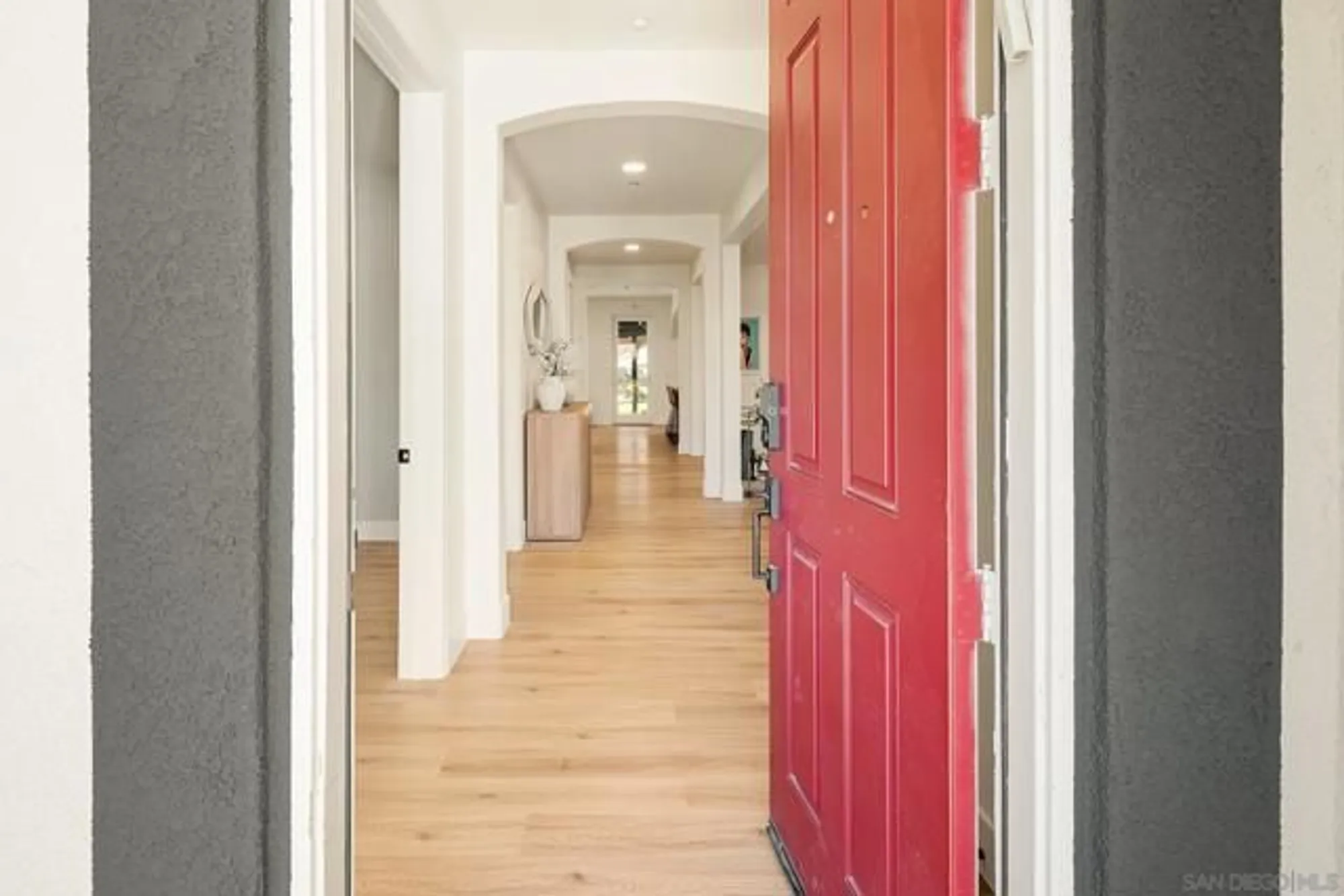 Property Slideshow image 5 of 61 | 10528 pinion trl, Escondido, CA, 92026