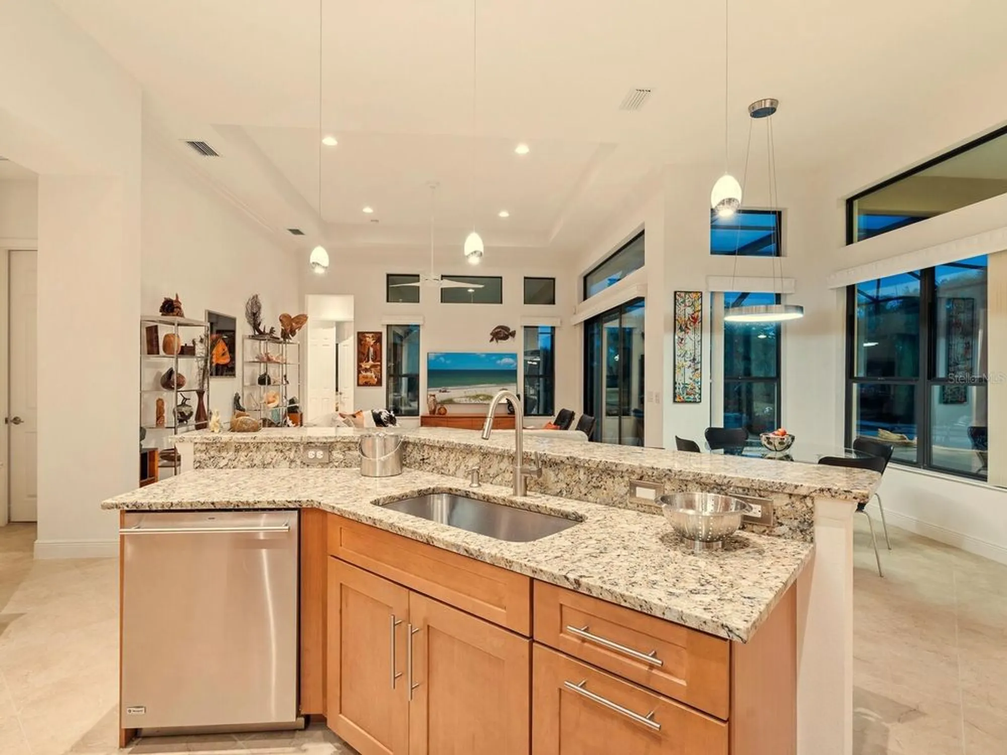 Property Slideshow image 21 of 78 | 10990 pentas royale ct, Englewood, FL, 34223