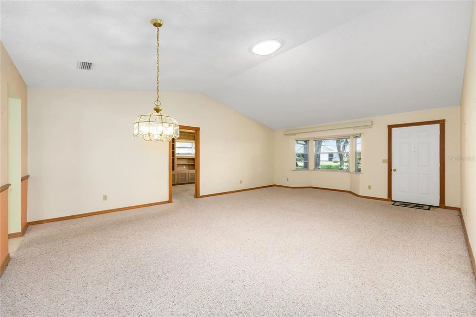 Property Slideshow image 16 of 46 | 8552 sw 92nd ln d, Ocala, FL, 34481