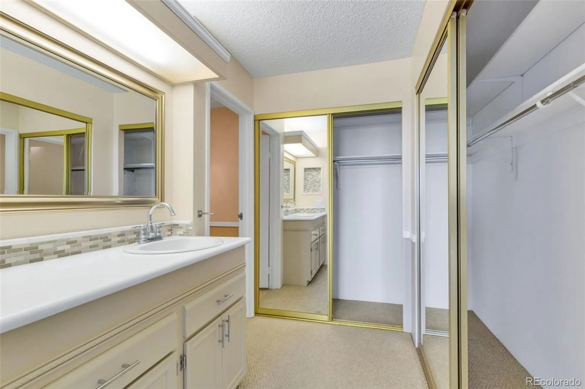 Property Slideshow image 30 of 50 | 14390 e marina dr apt 606, Aurora, CO, 80014
