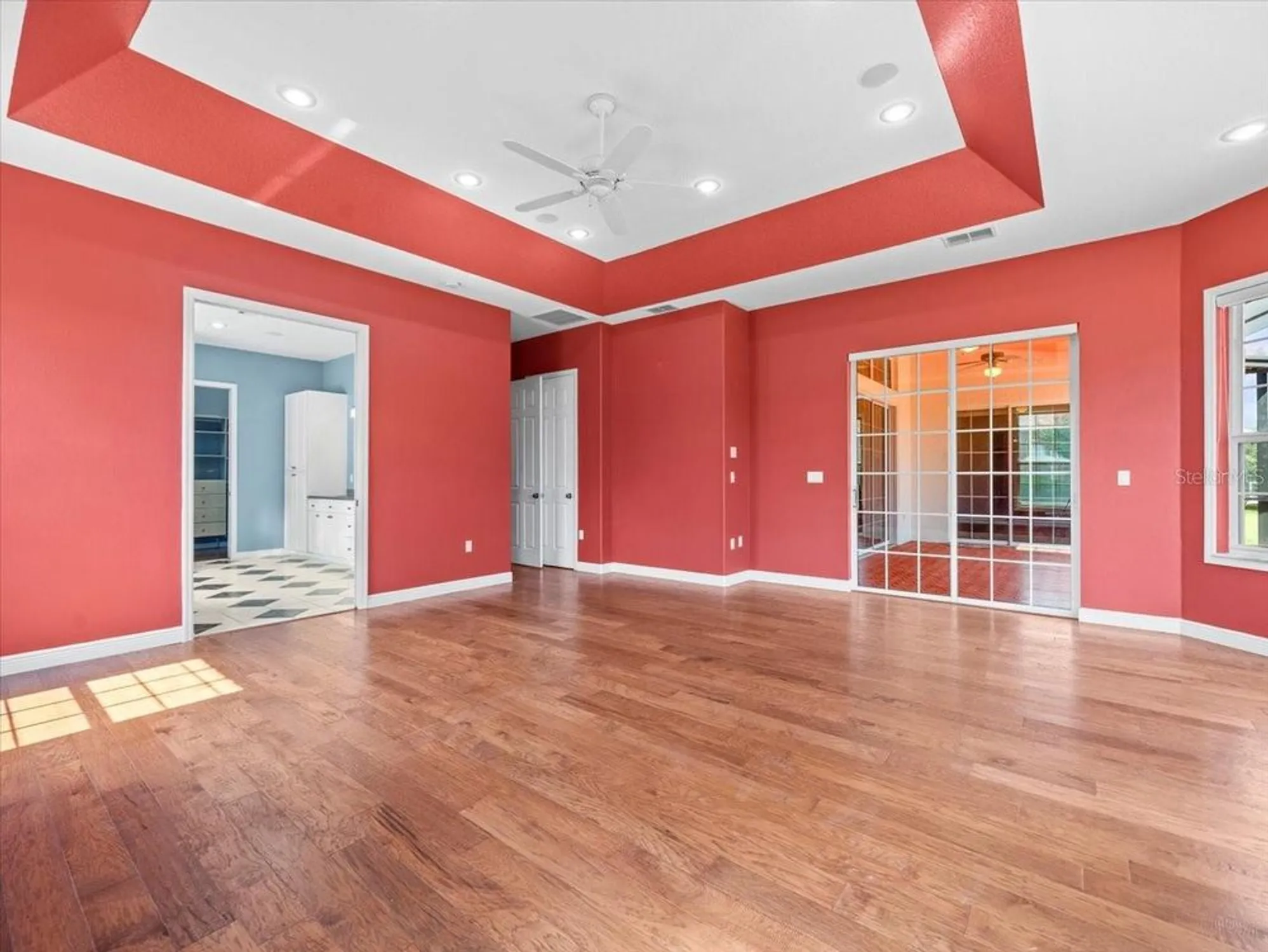 Property Slideshow image 32 of 58 | 8698 mississippi run, Weeki Wachee, FL, 34613