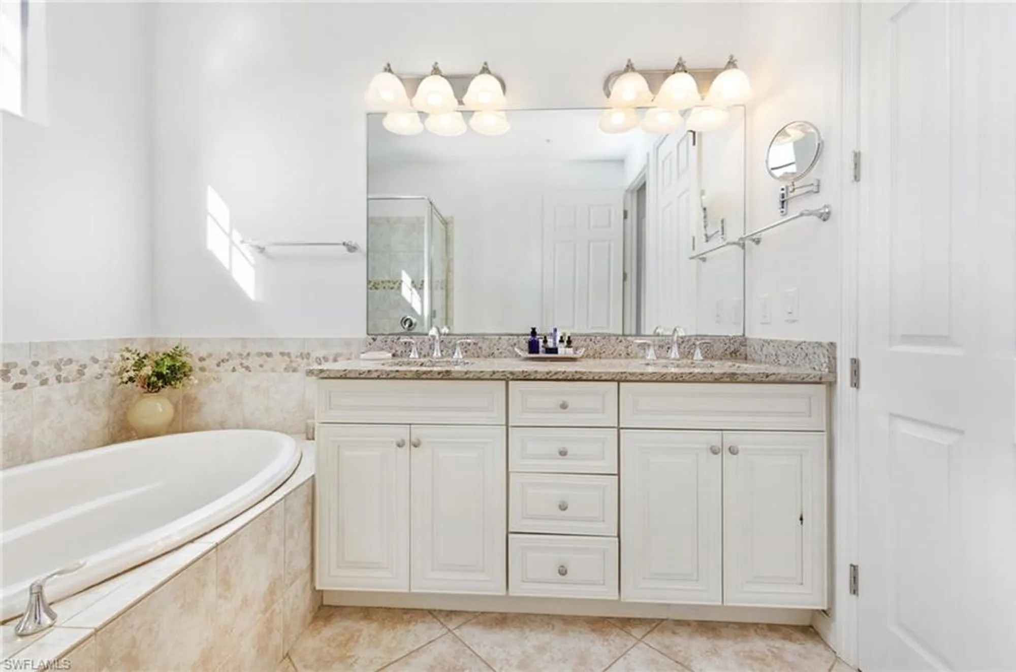 Property Slideshow image 26 of 48 | 11870 liana st apt 8801, Fort Myers, FL, 33912