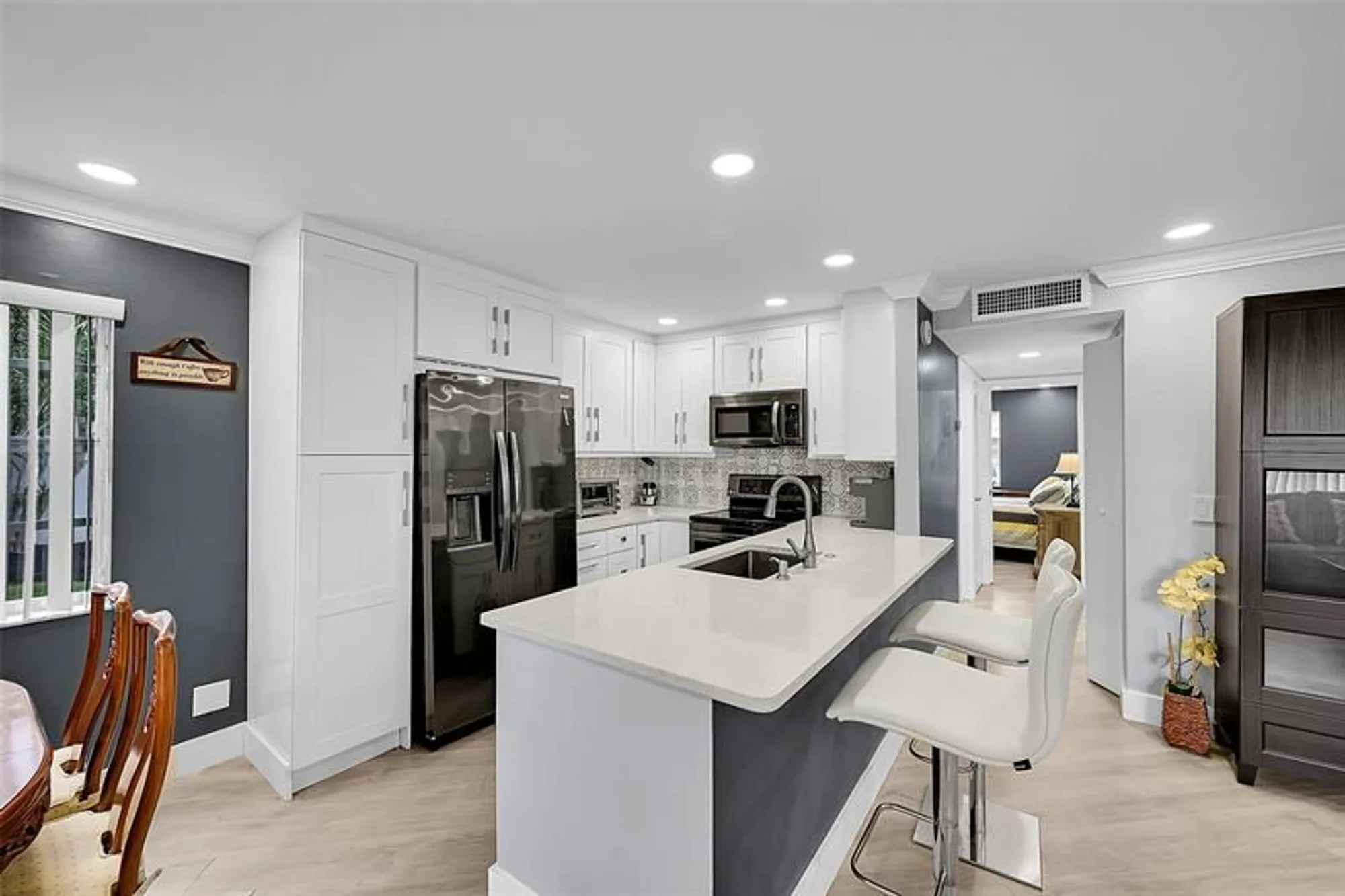 Property Slideshow image 5 of 23 | 964 normandy u u, Delray Beach, FL, 33484