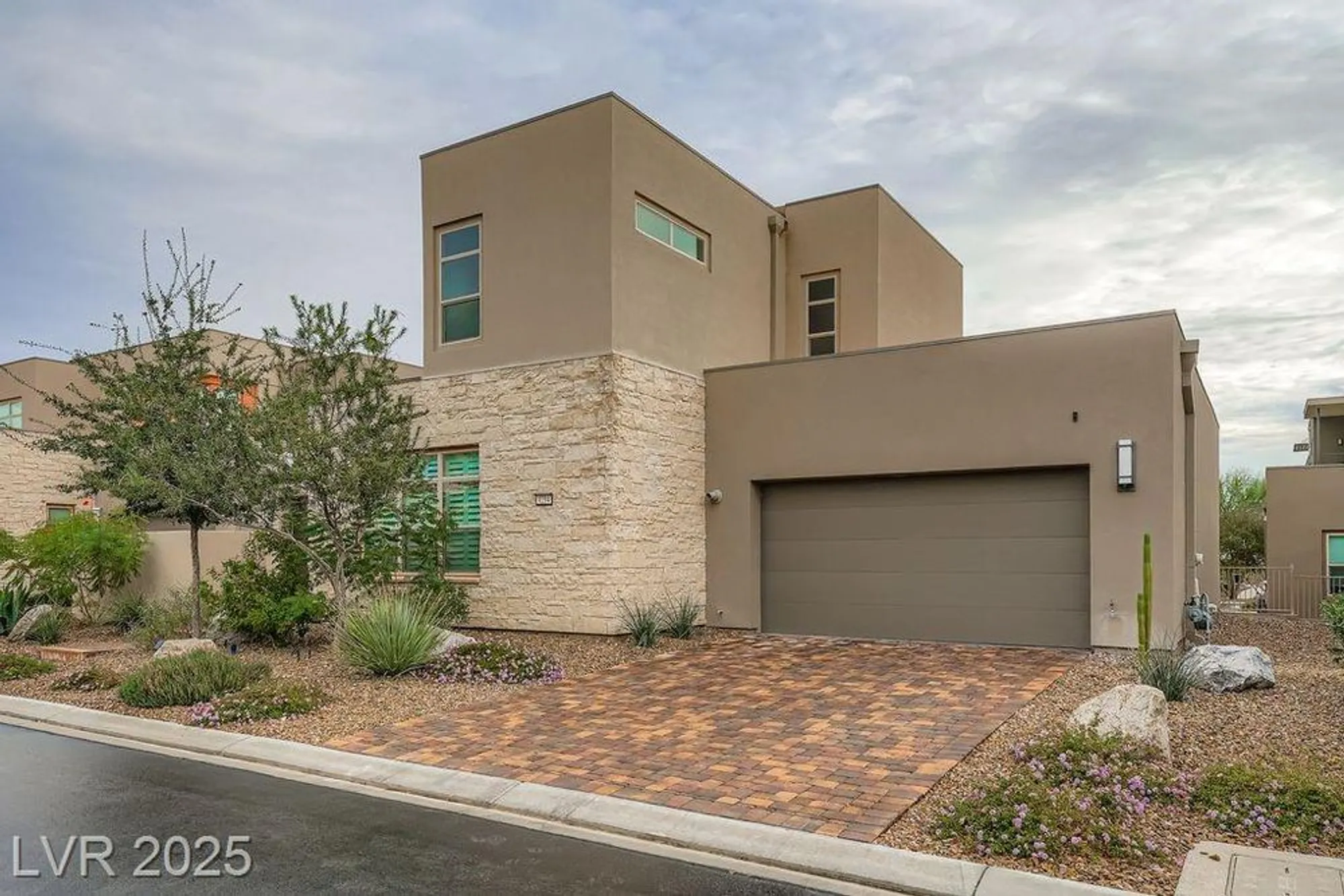 Property Slideshow image 32 of 35 | 4294 swift st, Las Vegas, NV, 89135