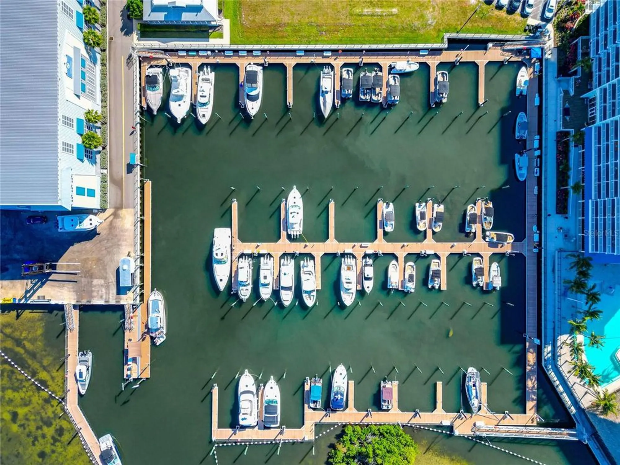 Property Slideshow image 77 of 78 | 395 aruba cir 203, Bradenton, FL, 34209