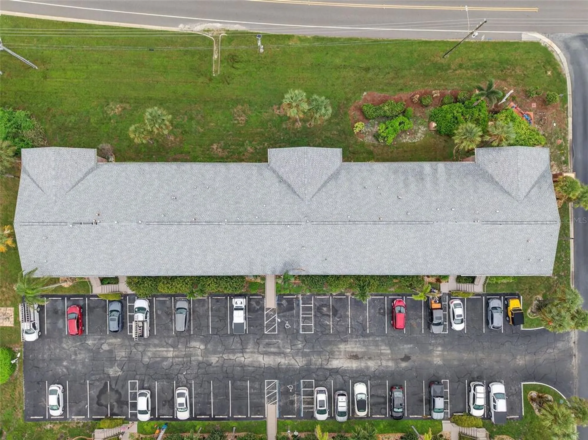 Property Slideshow image 27 of 44 | 2 causeway blvd 101, Dunedin, FL, 34698