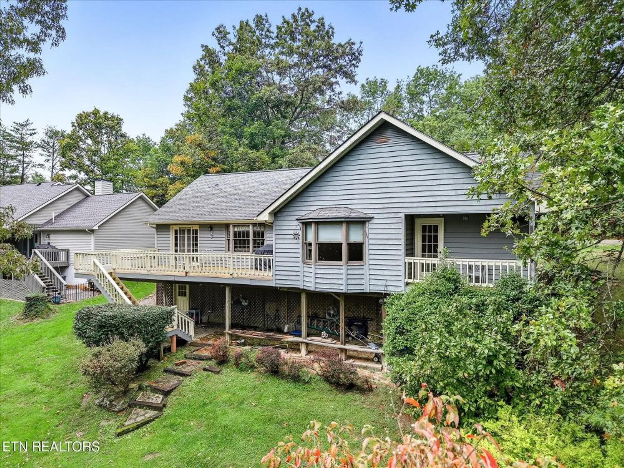 Property Slideshow image 37 of 44 | 34 beachwood ln, Crossville, TN, 38558